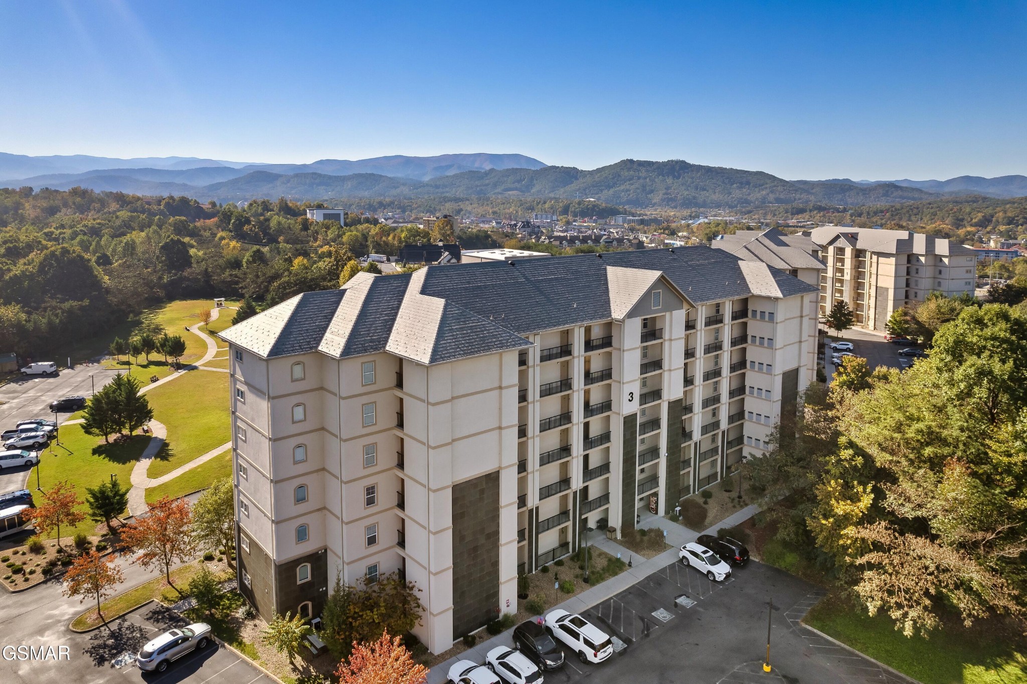 124 Plaza Property Photo 1