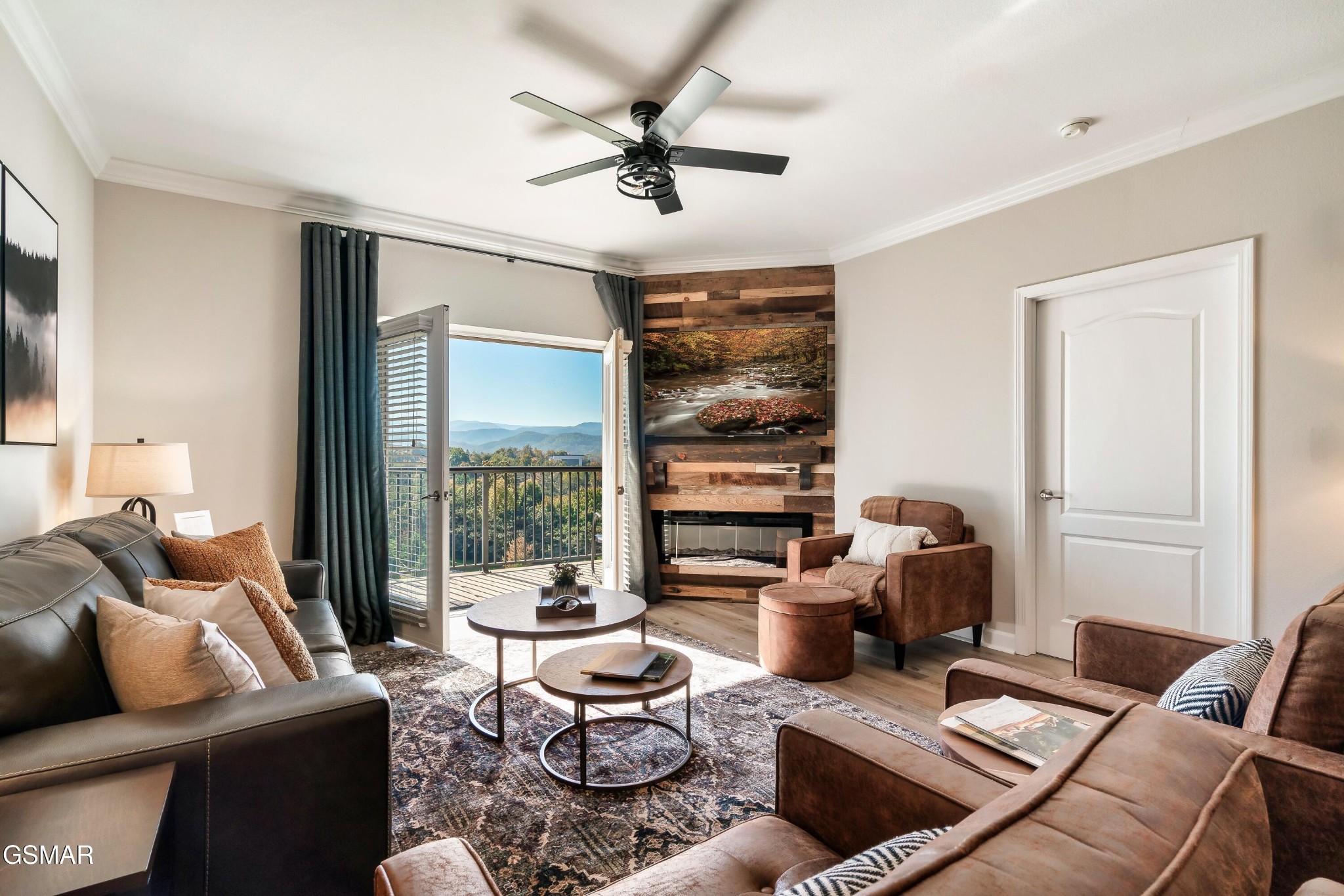 124 Plaza Property Photo 4