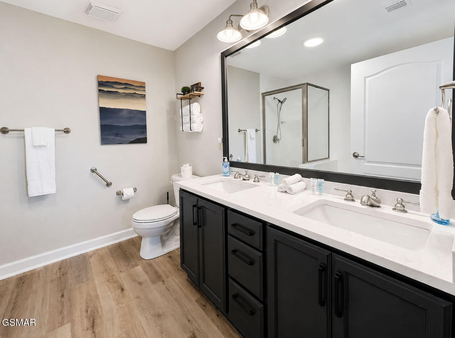 124 Plaza Property Photo 17