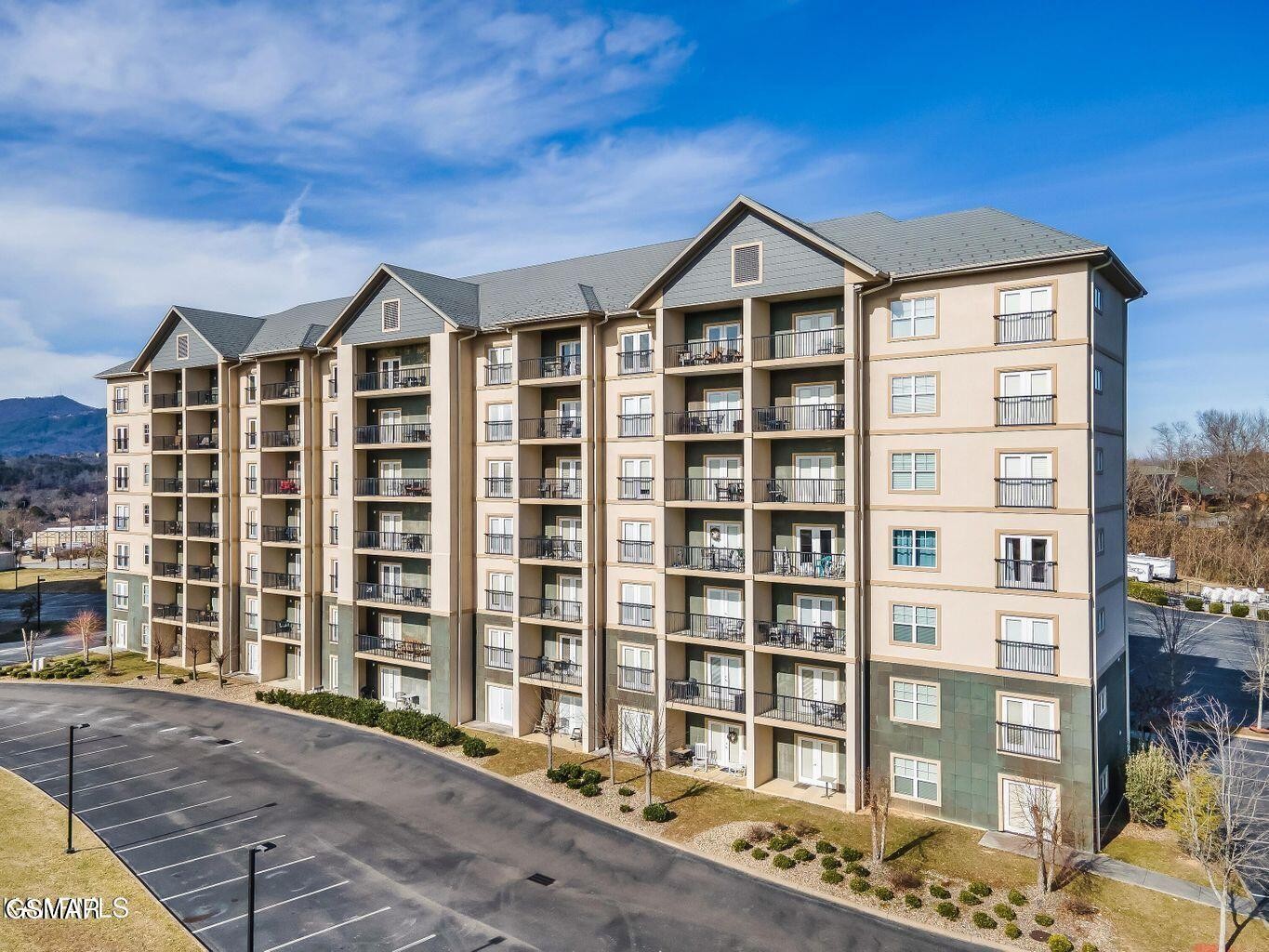 124 Plaza Property Photo 40