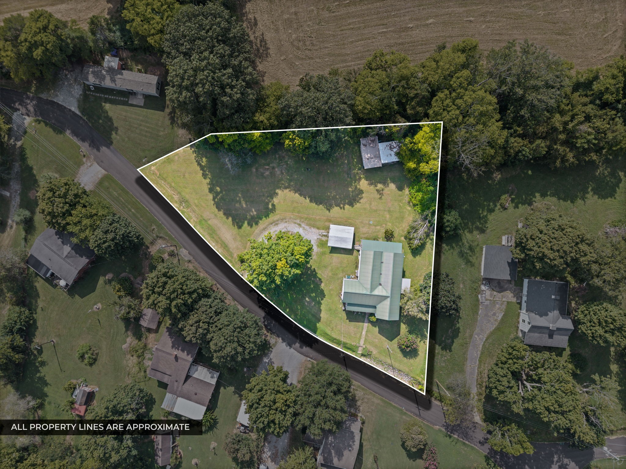 2540 Spring St Property Photo 7