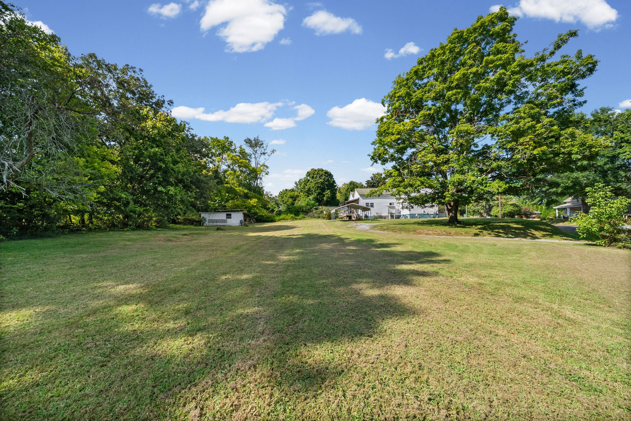 2540 Spring St Property Photo 28