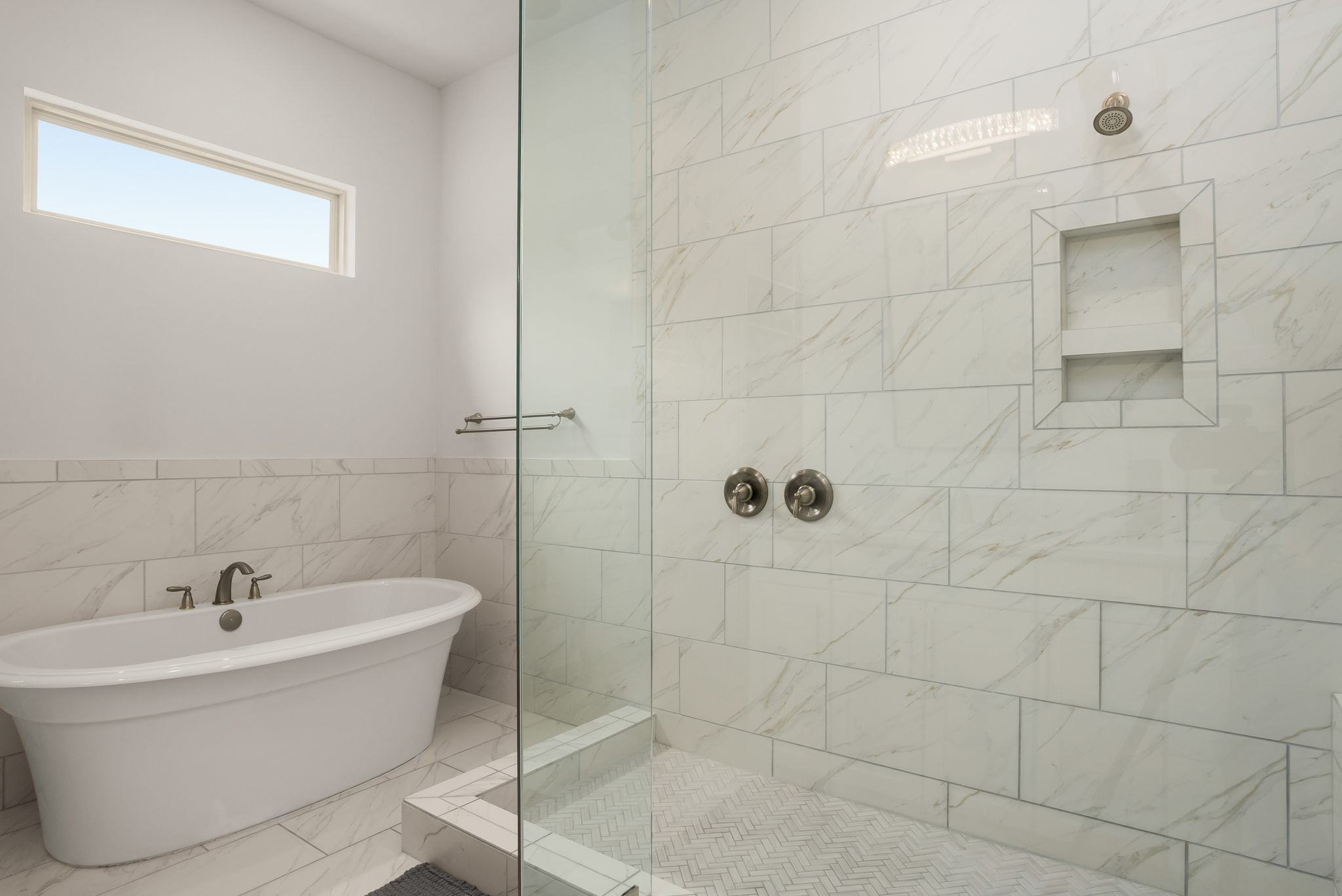 3199 Chase Point Dr Property Photo 22