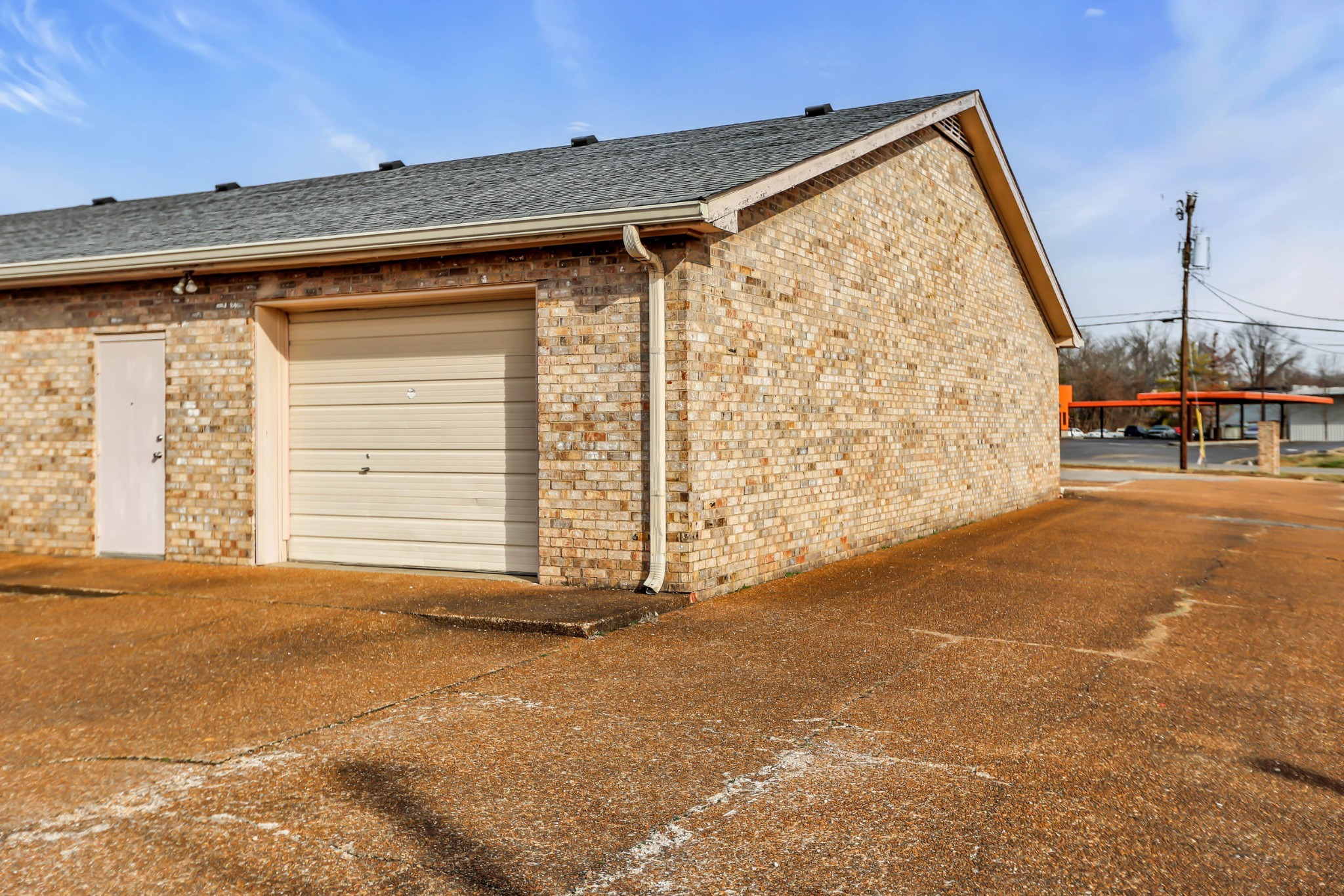 5 Industrial Park Dr Property Photo 4
