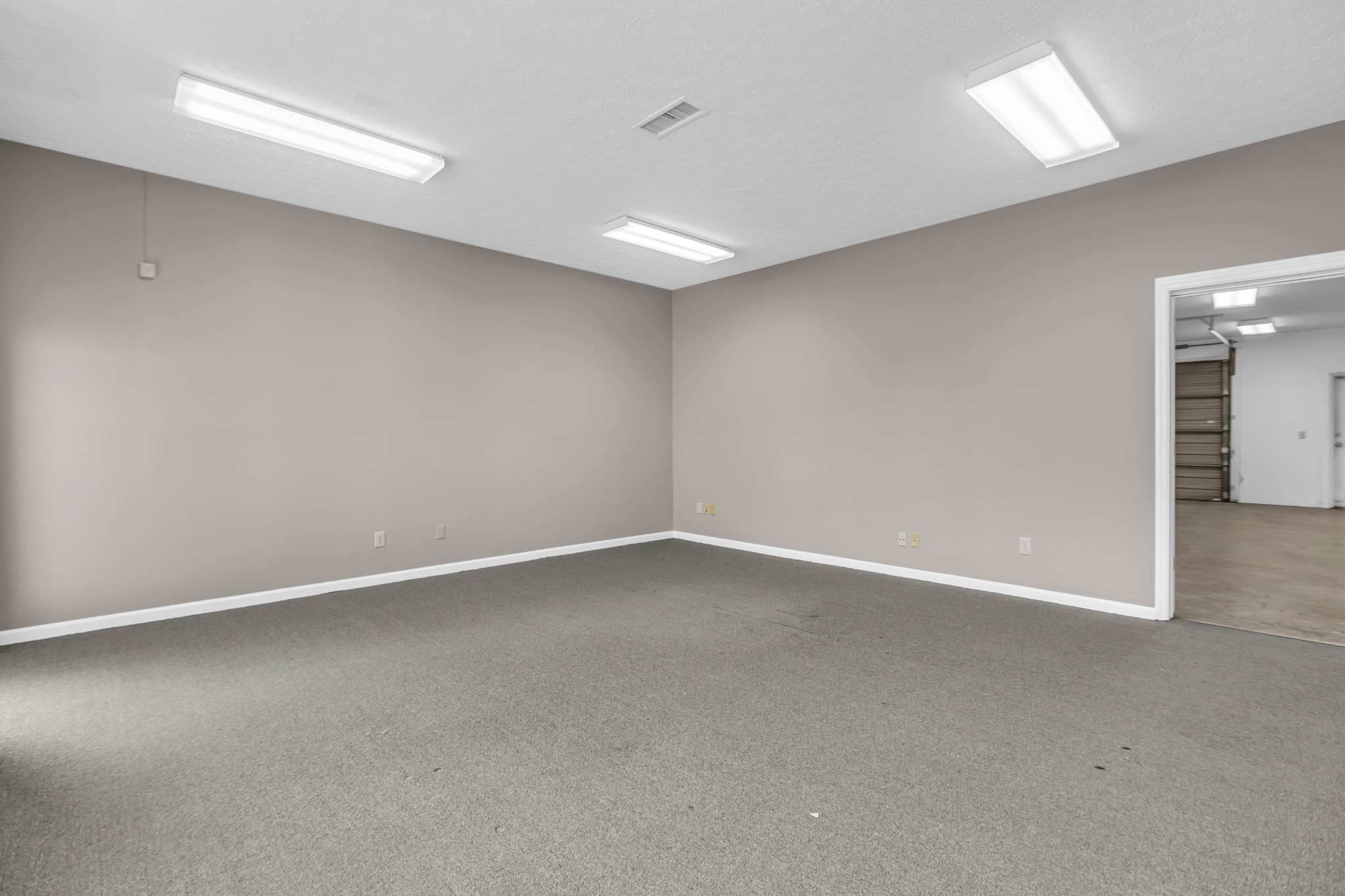 5 Industrial Park Dr Property Photo 21
