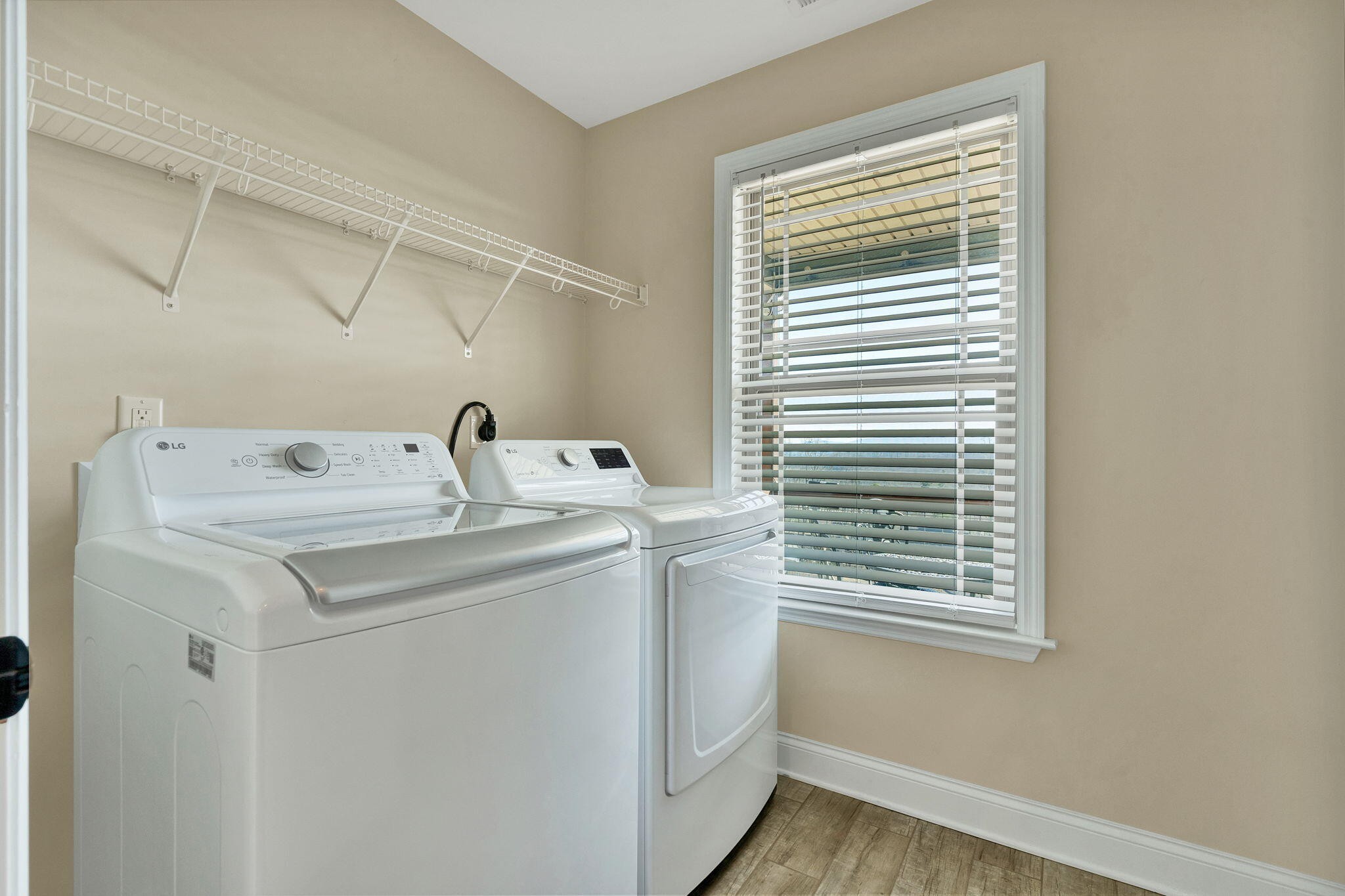 129 Timber Top Crossing, Se Property Photo 25
