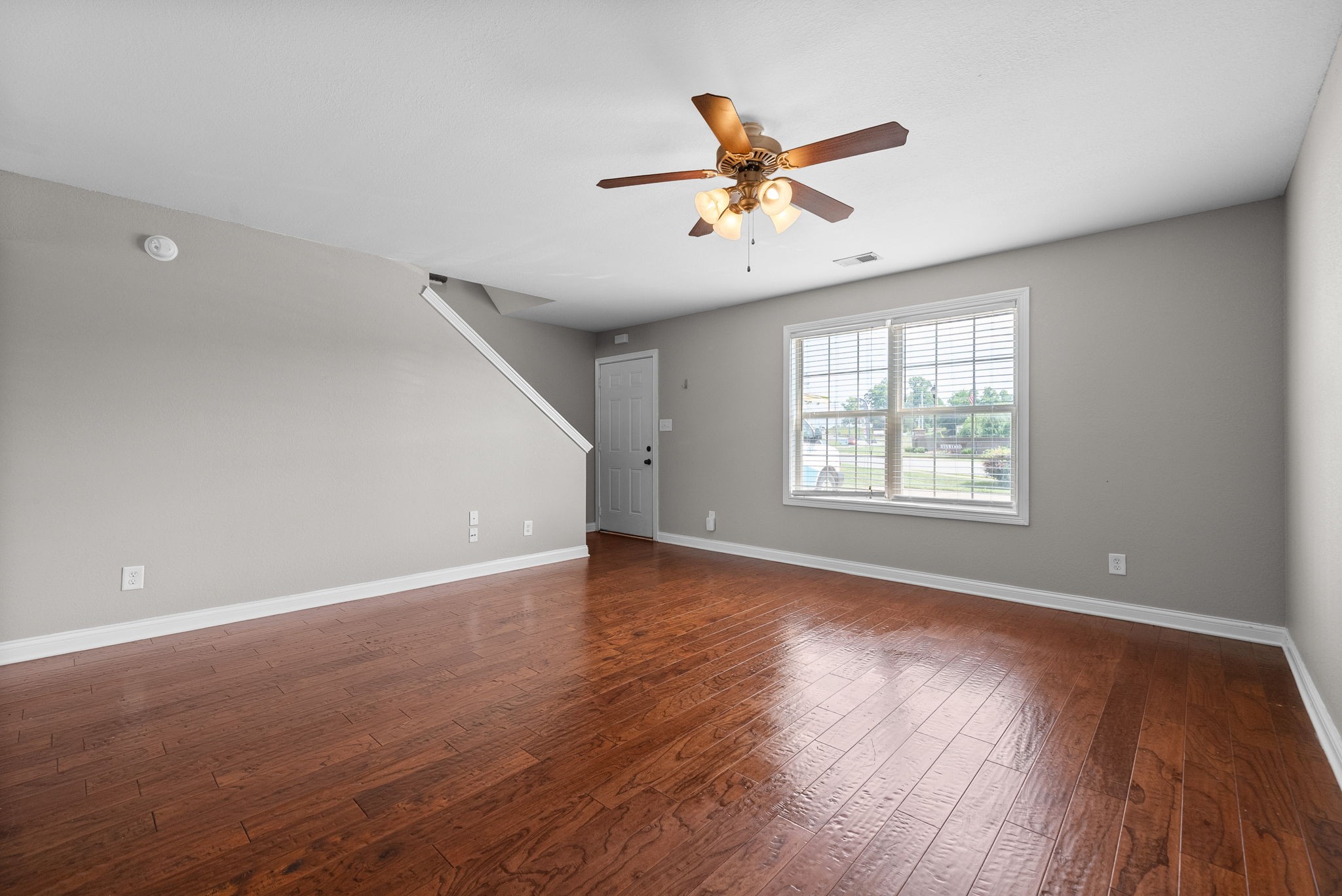 1801 Beckett Drive Property Photo 3