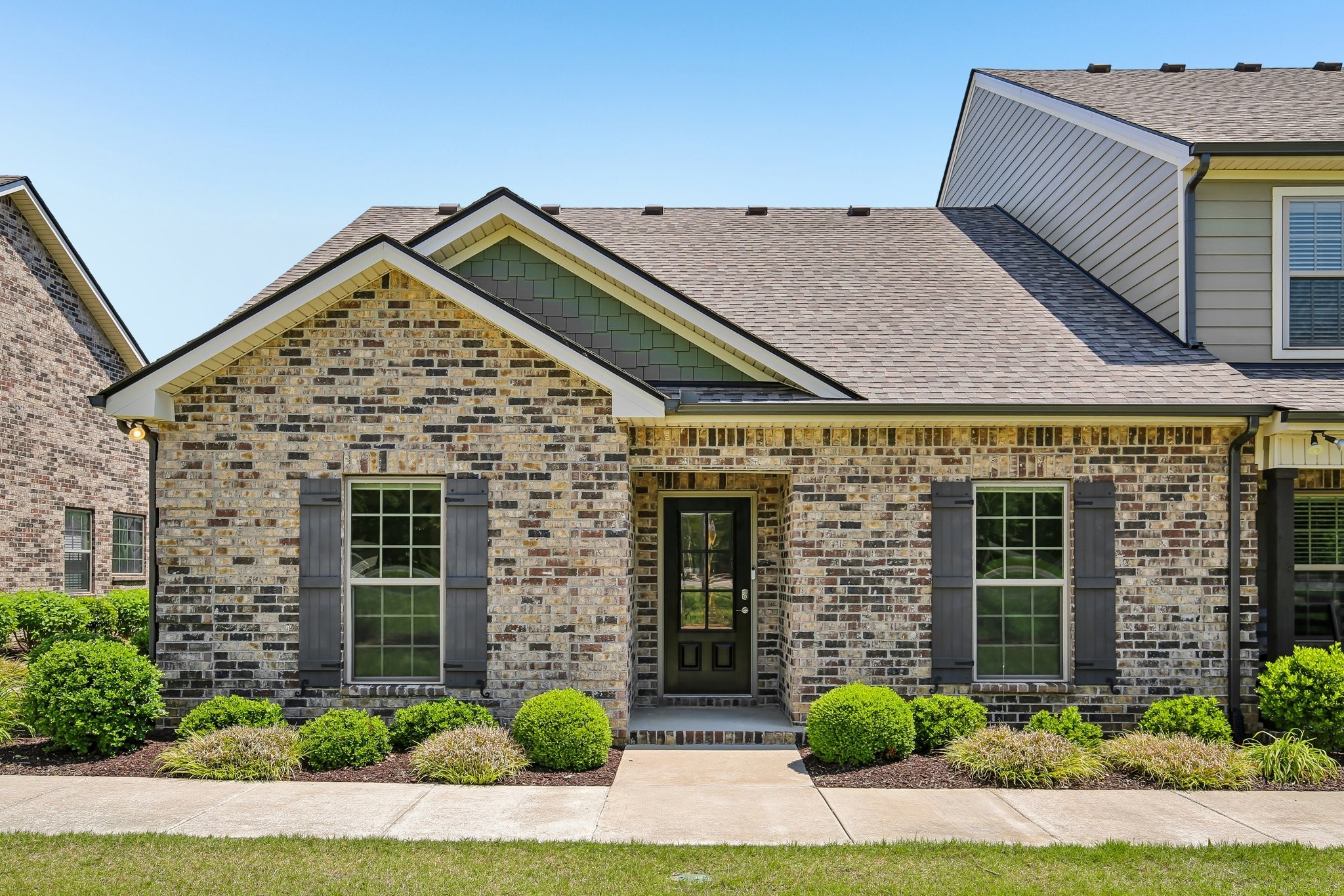 5624 Maples Retreat Dr Property Photo 1
