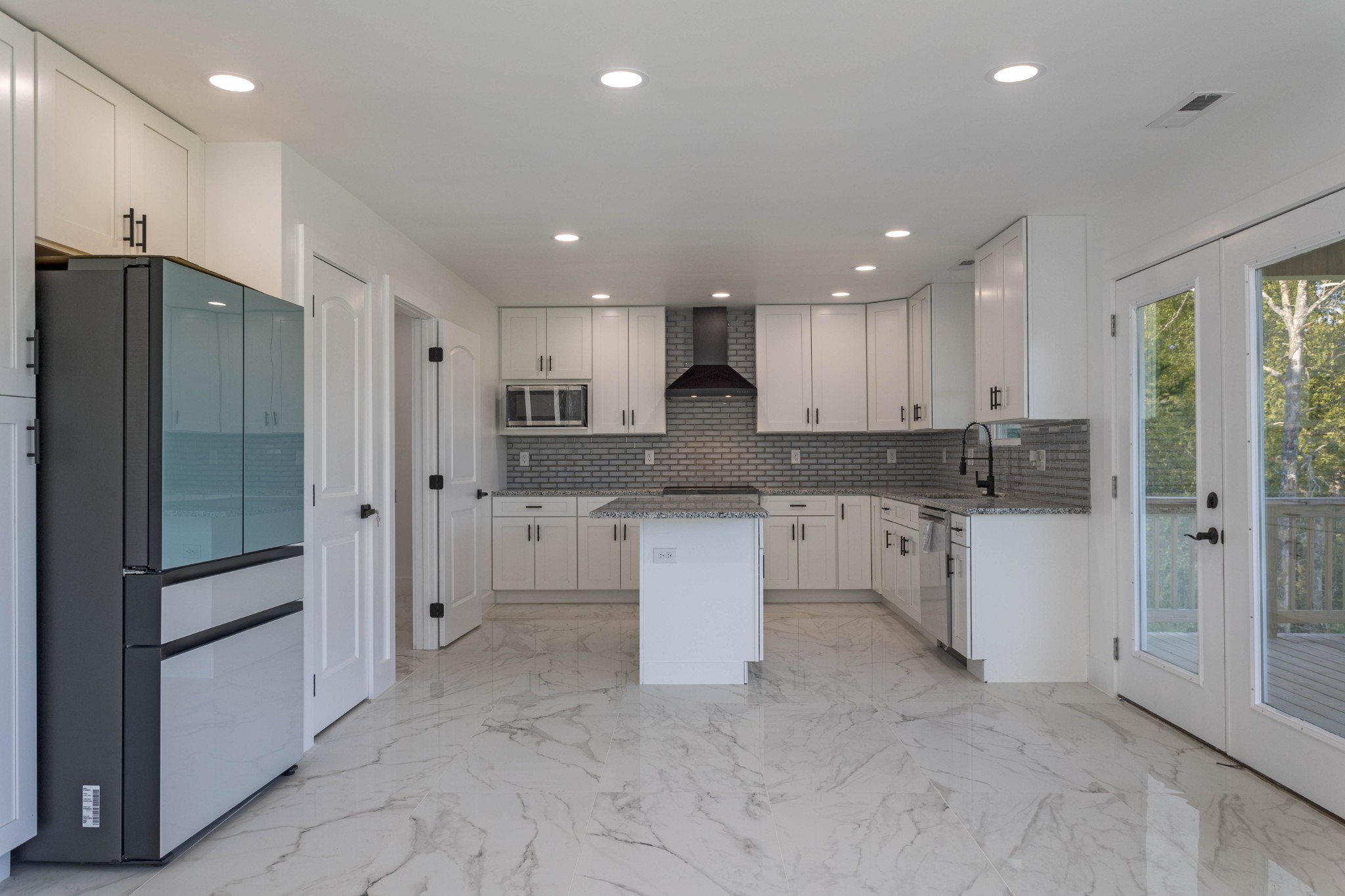 414 Windy Ridge Dr Property Photo 8
