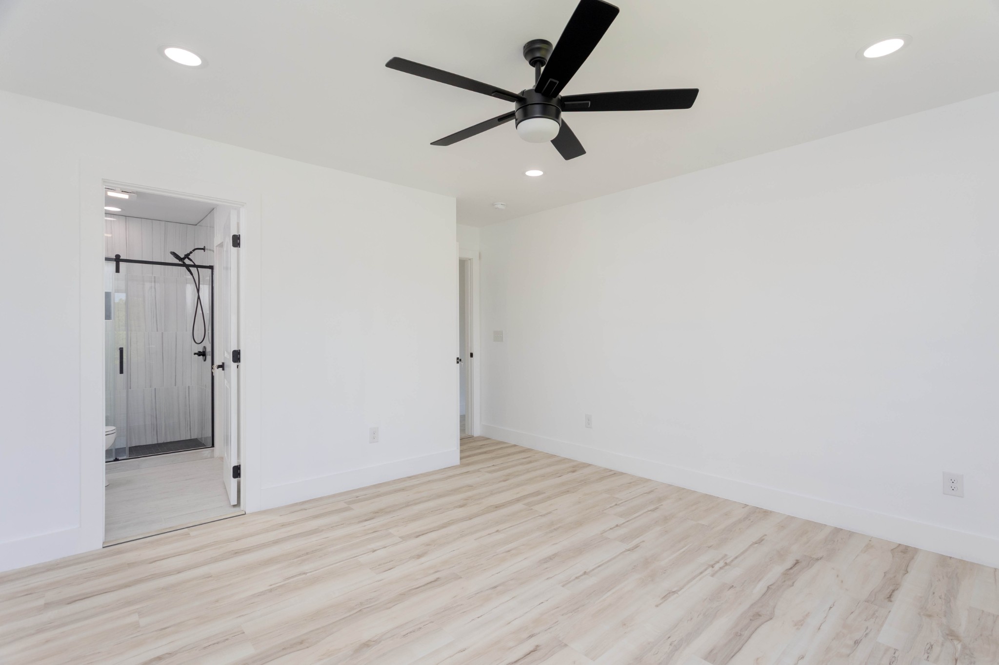 414 Windy Ridge Dr Property Photo 15