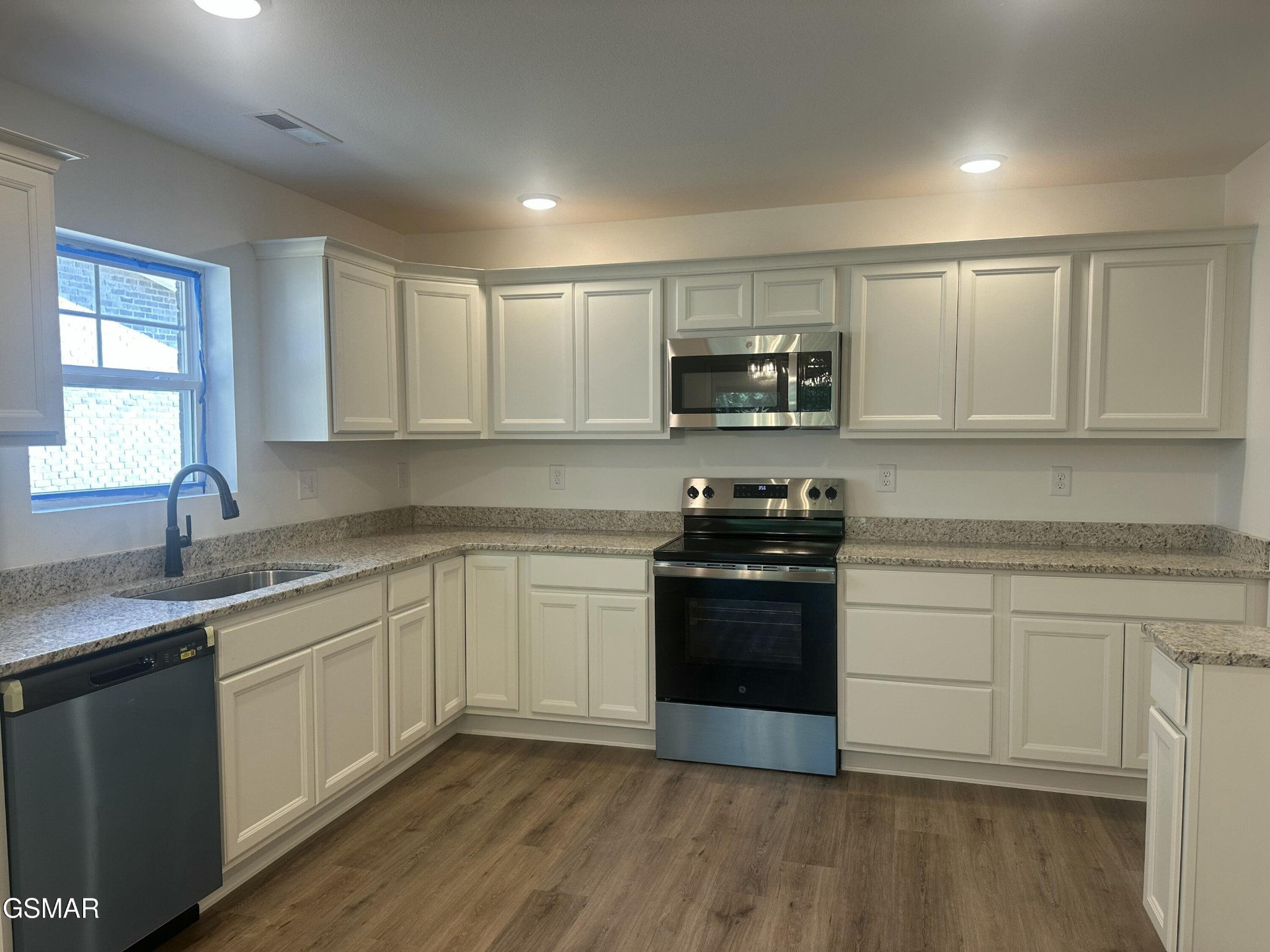 645 Snowflower Circle Property Photo 29