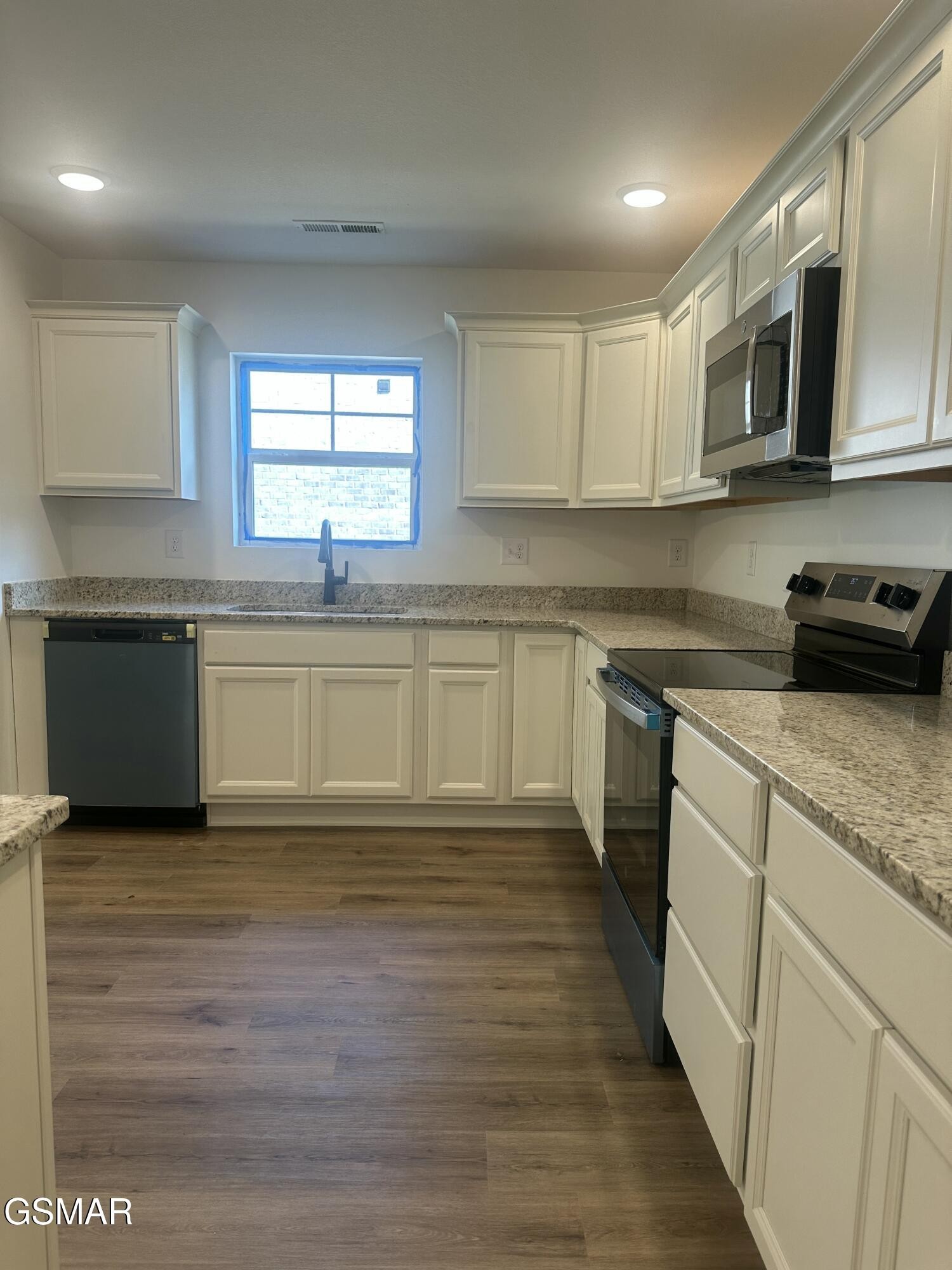 645 Snowflower Circle Property Photo 30
