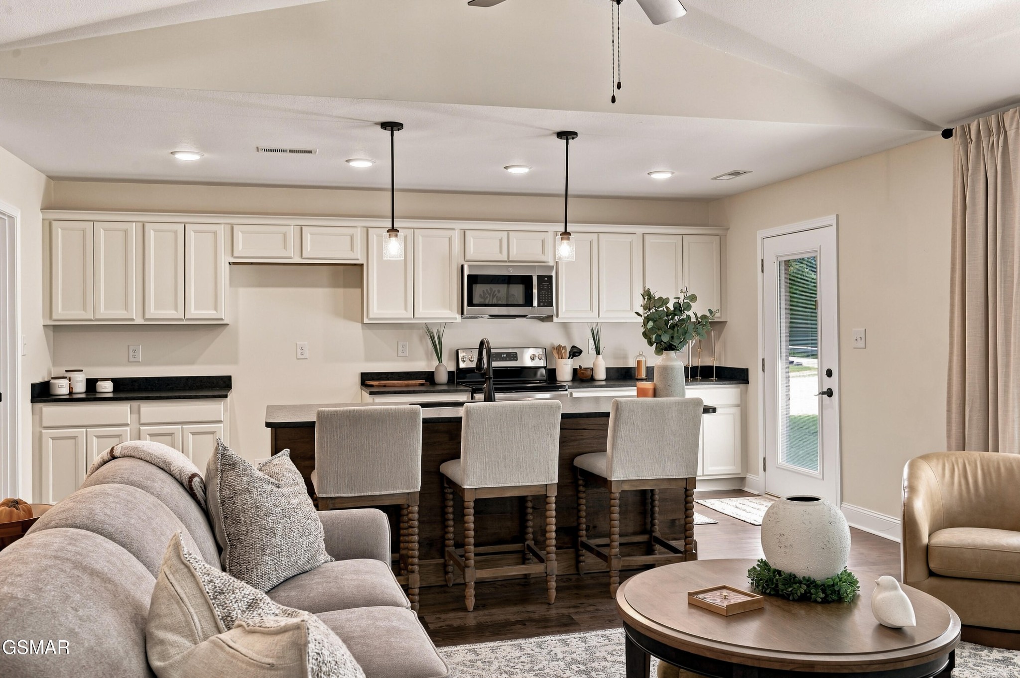643 Snowflower Circle Property Photo 14