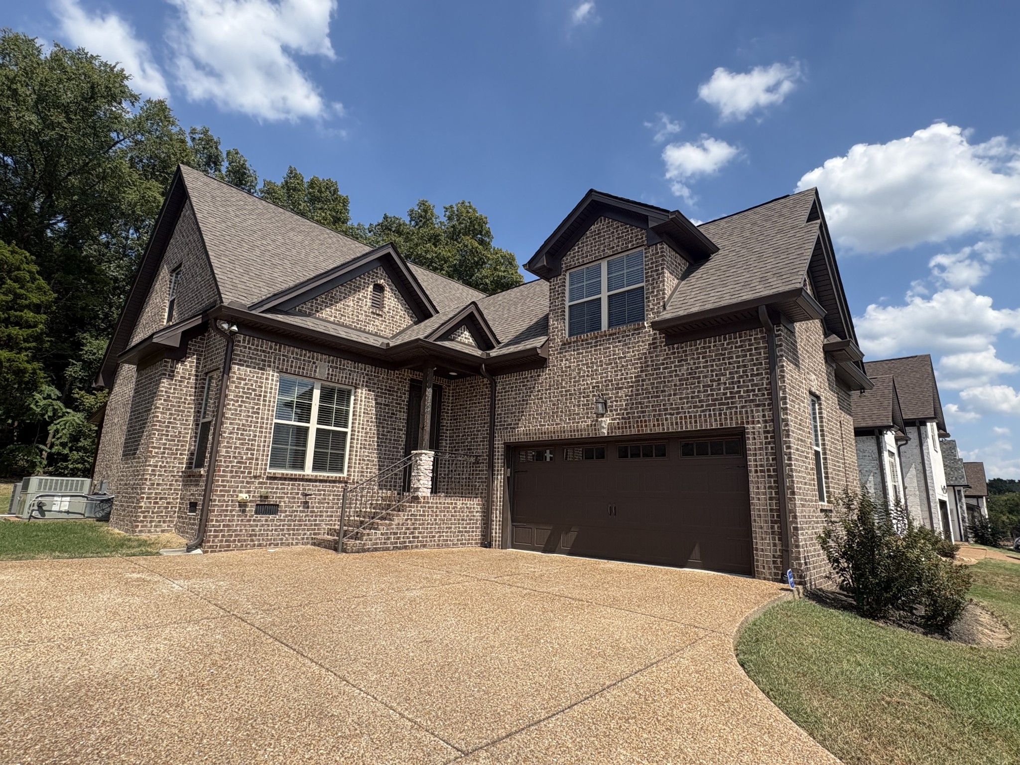 415 Riverstone Pl Property Photo 1