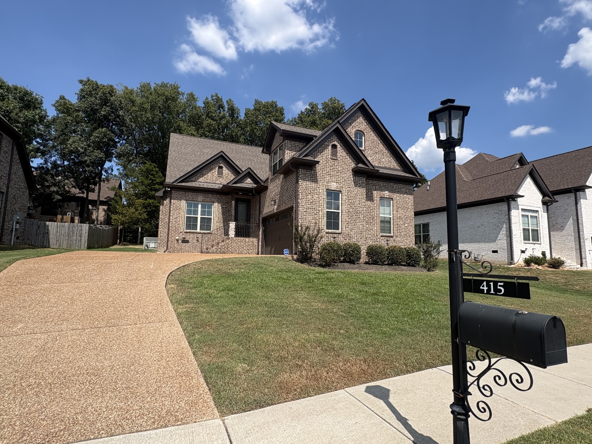 415 Riverstone Pl Property Photo 3