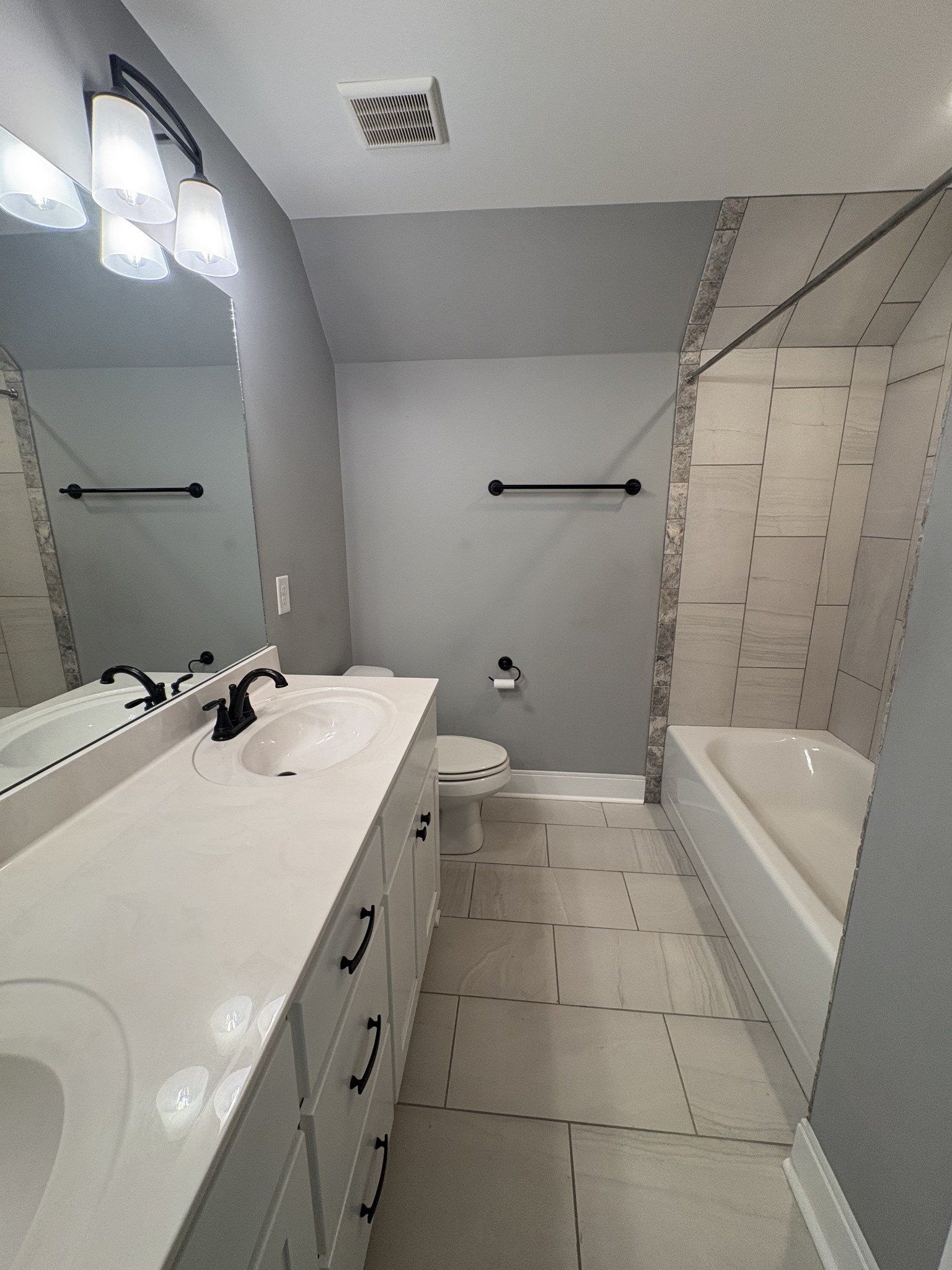 415 Riverstone Pl Property Photo 22