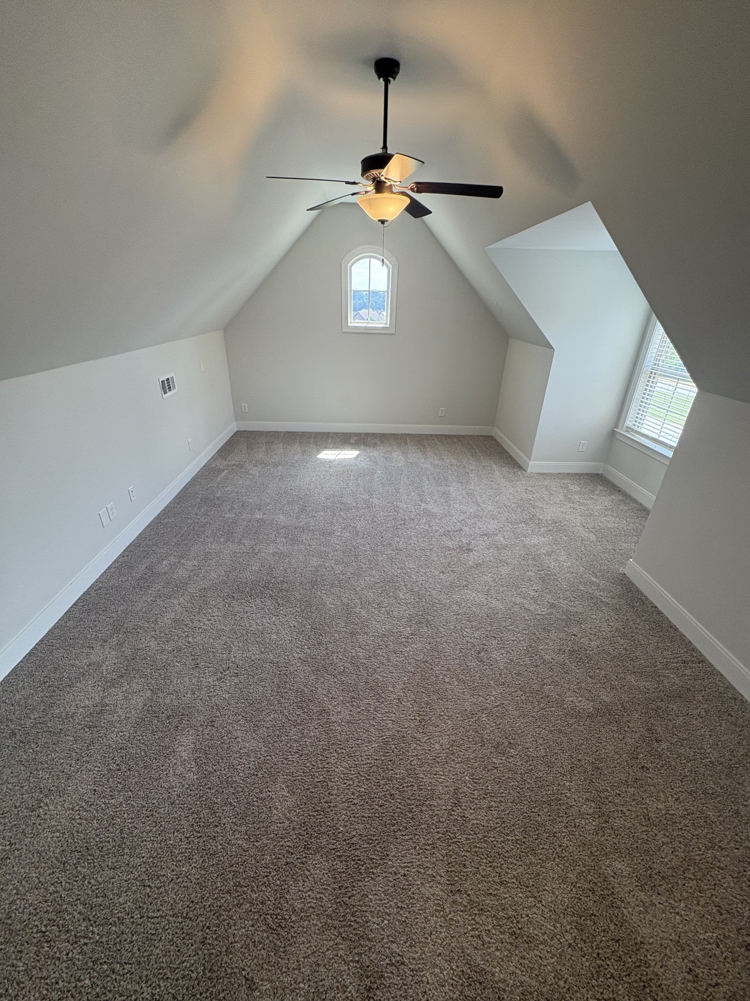 415 Riverstone Pl Property Photo 26