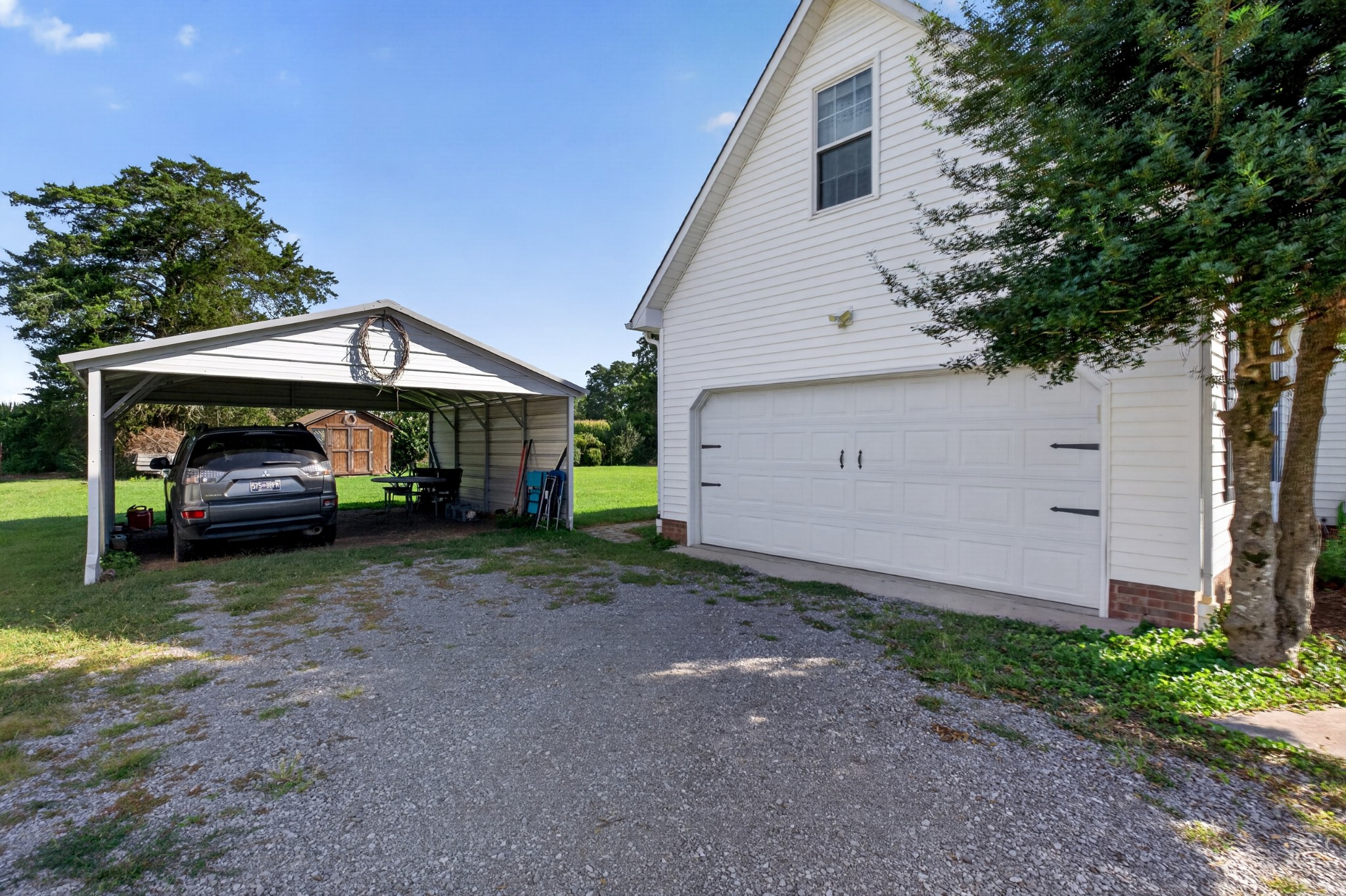 257 Evergreen Cir Property Photo 6