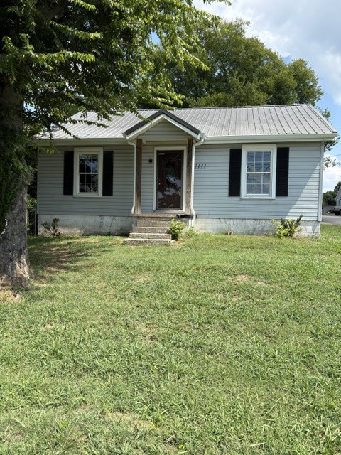 2111 Highland Ave
