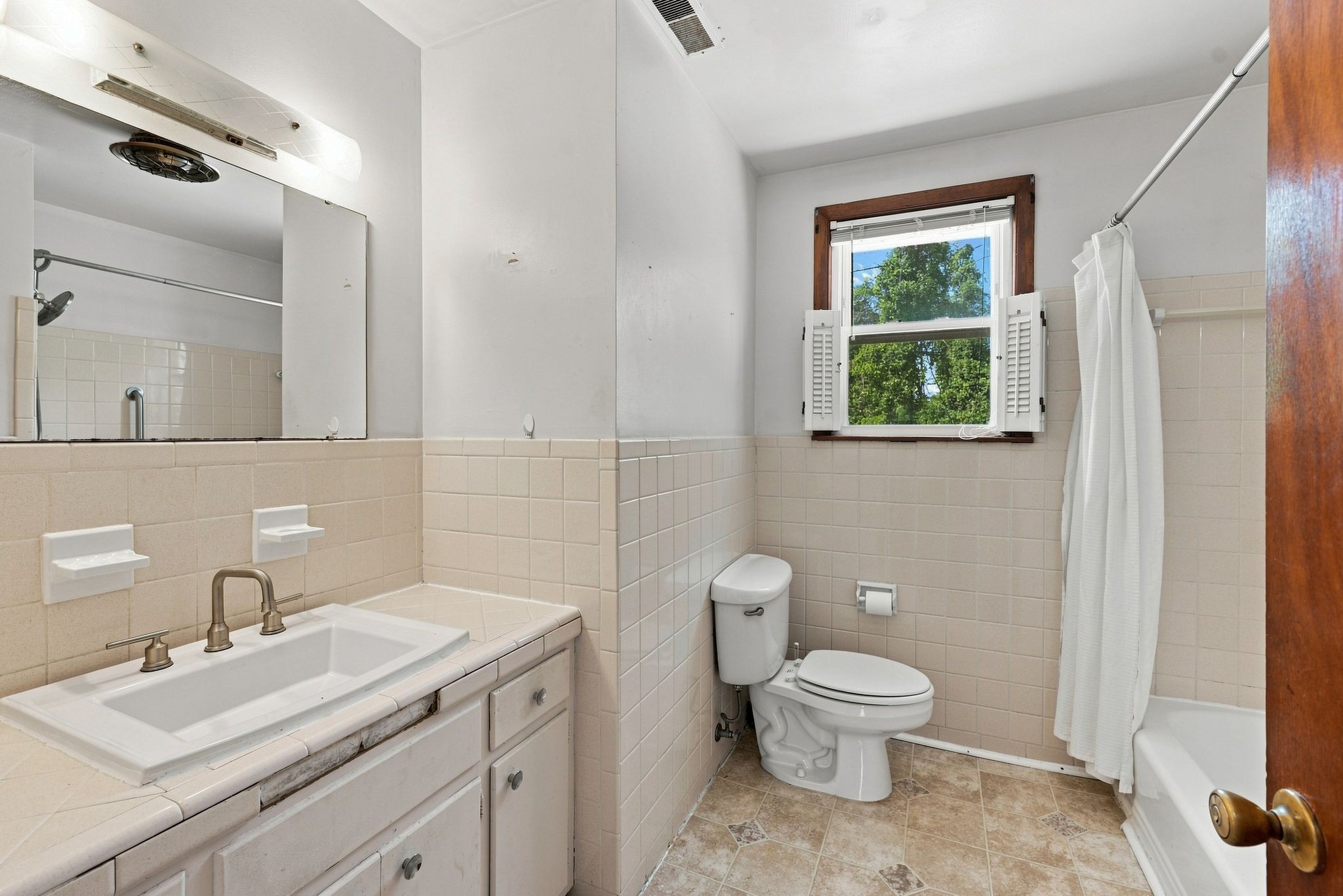 8219 Luree Ln Property Photo 14