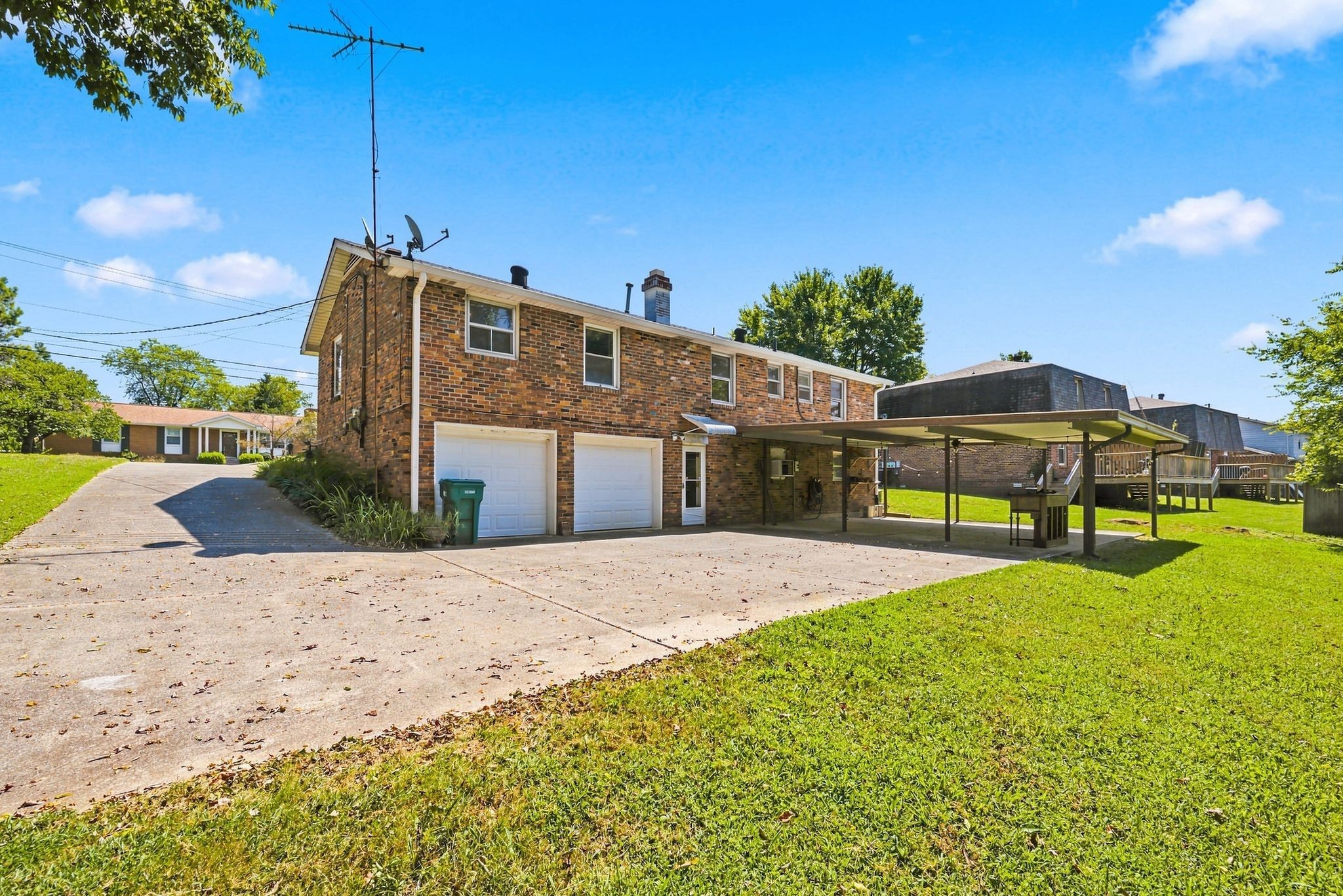 8219 Luree Ln Property Photo 33