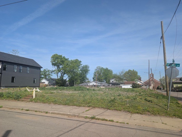 1700 Scovel St Property Photo 1