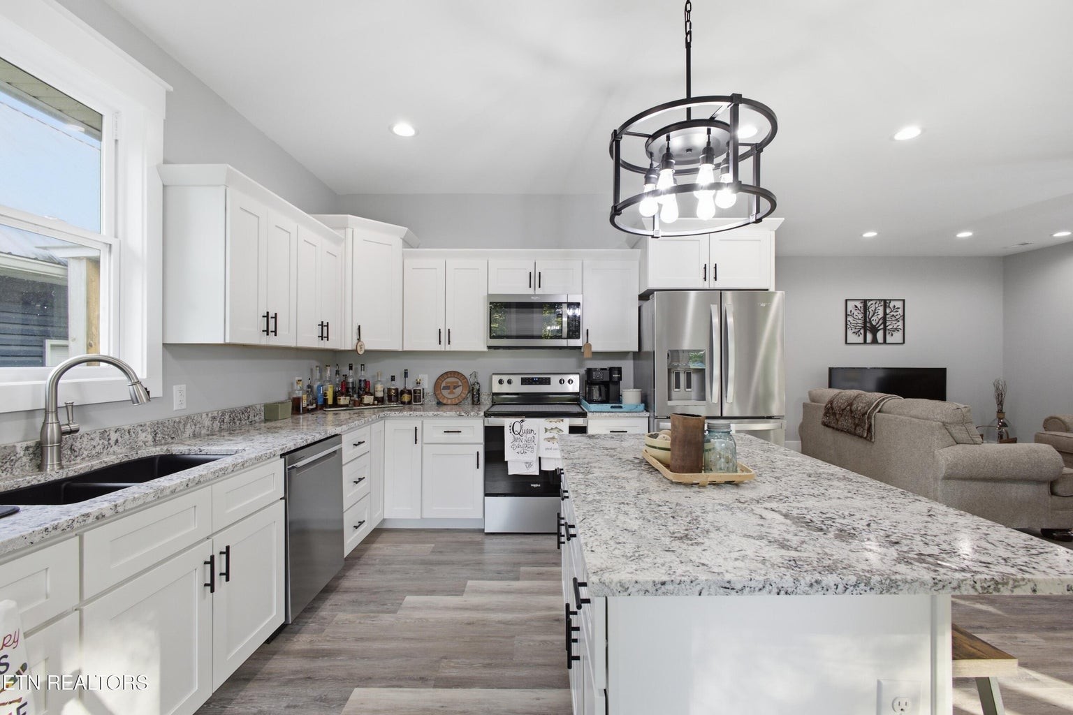 284 Amy Trl Property Photo 8