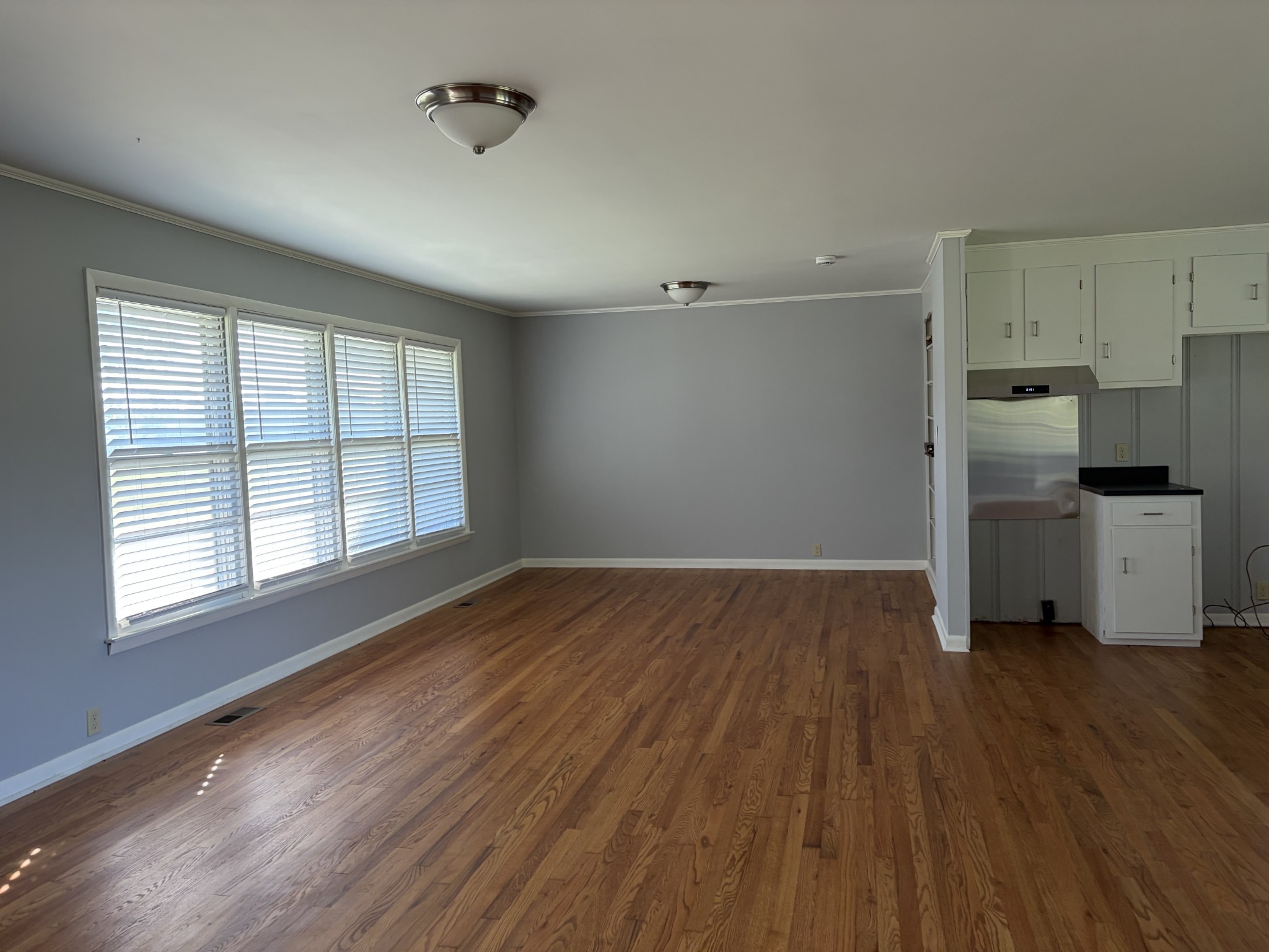 11745 Campbellsville Rd Property Photo 3