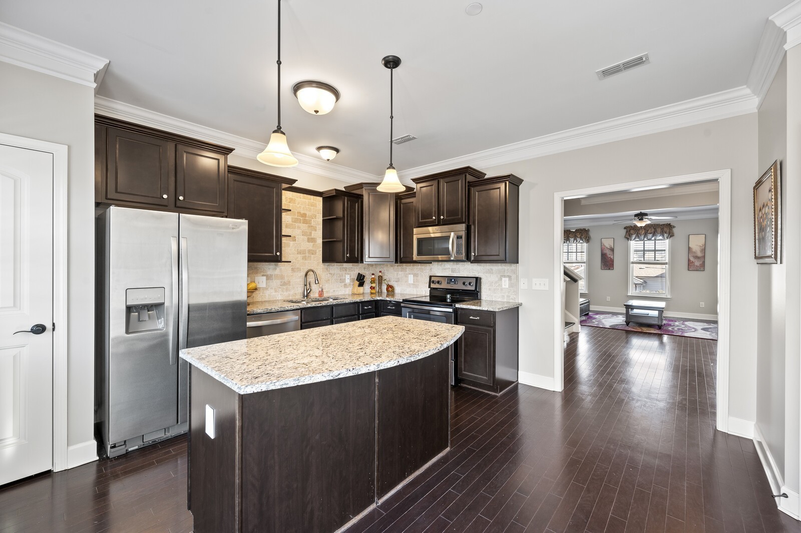 1037 Westhaven Blvd Property Photo 13