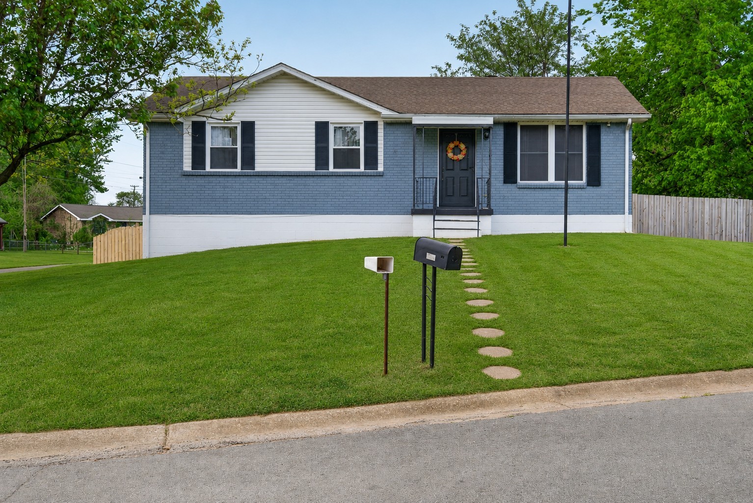 1593 Boxcroft Ct