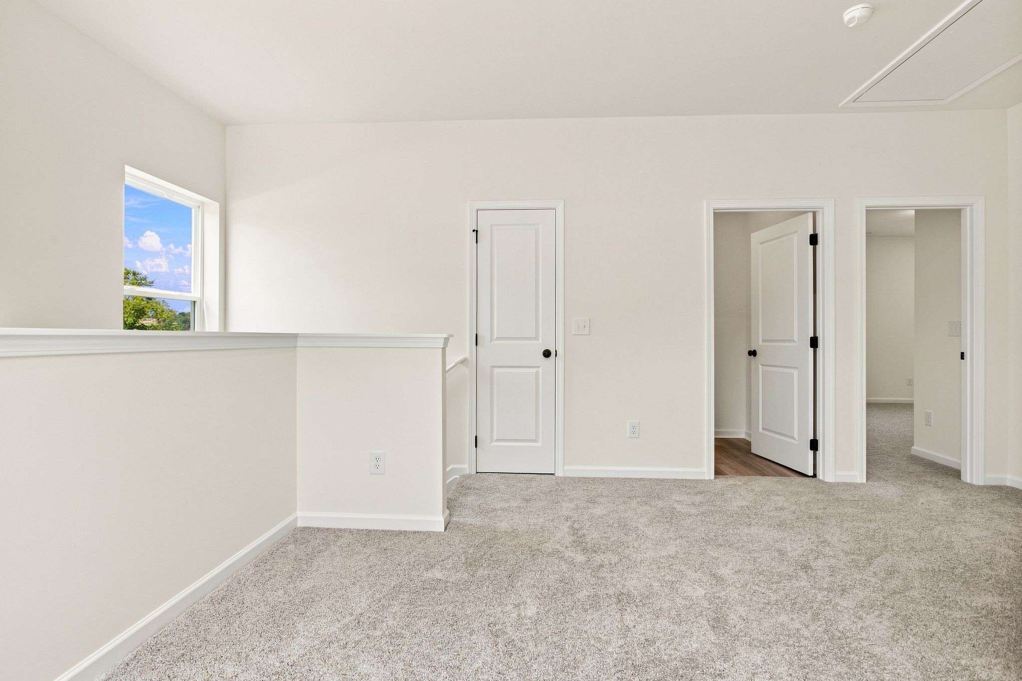 621 Nightengale Ridge Dr Property Photo 18