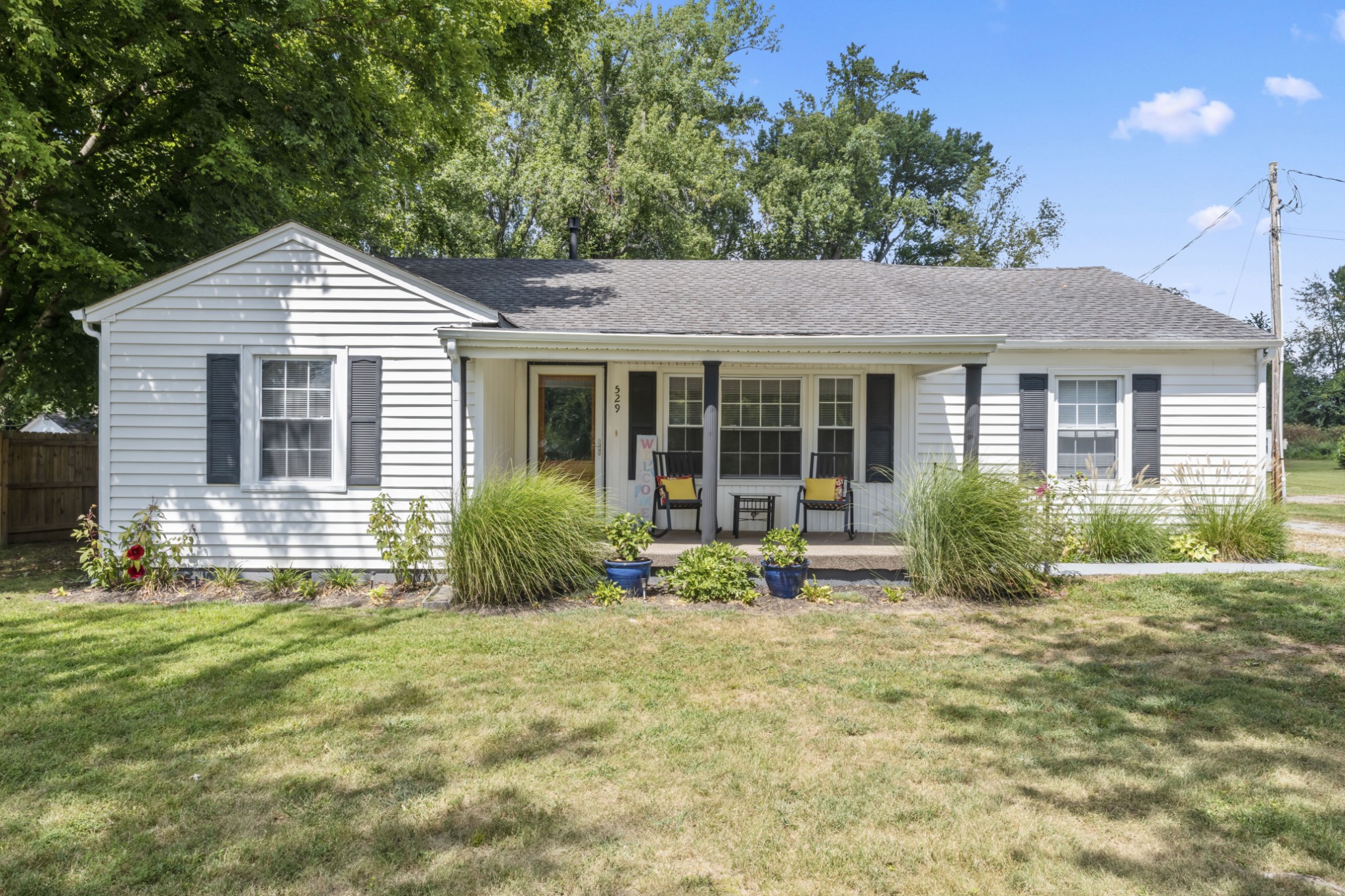 529 W Market St Property Photo 1