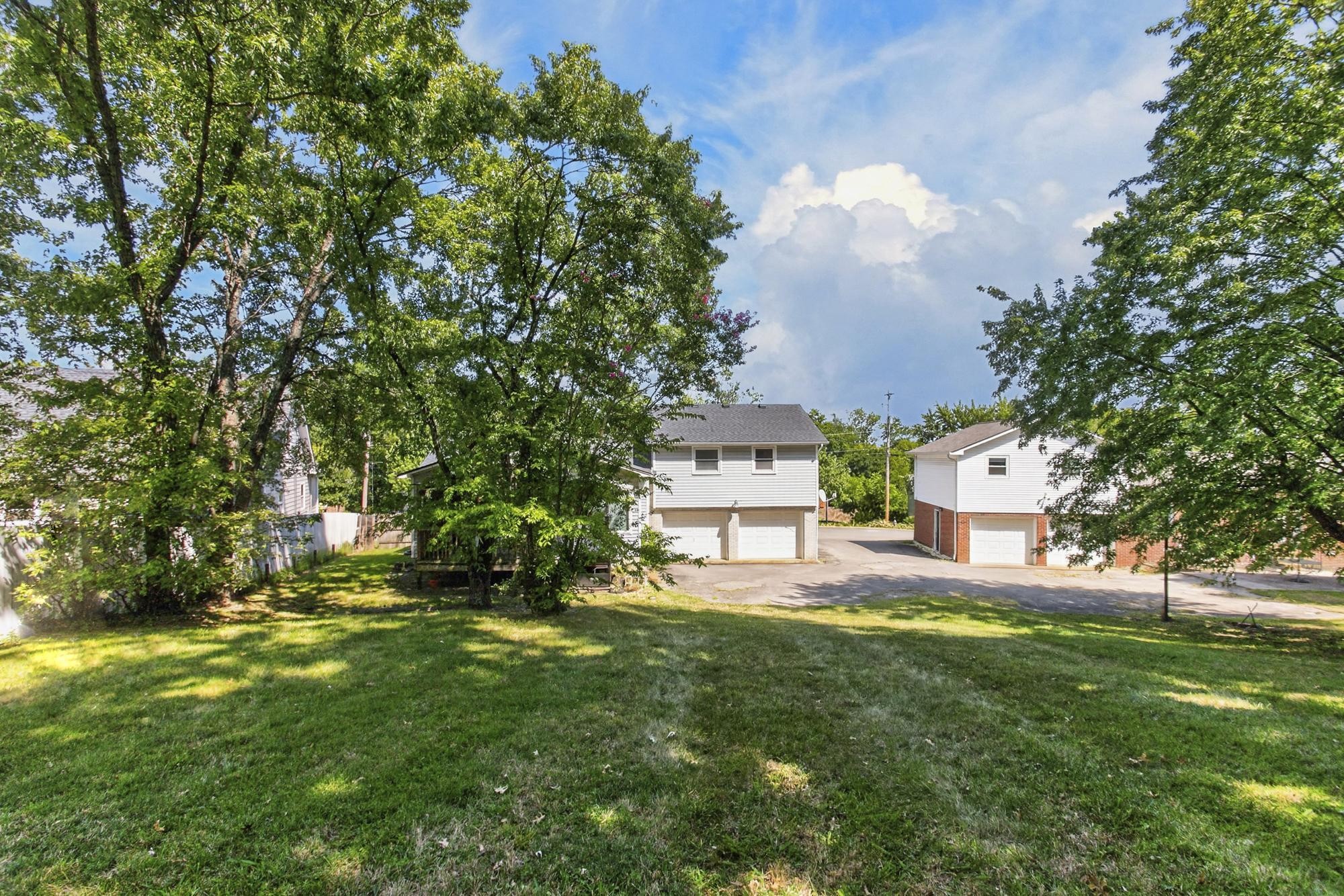 218 Cedarview Dr Property Photo 7