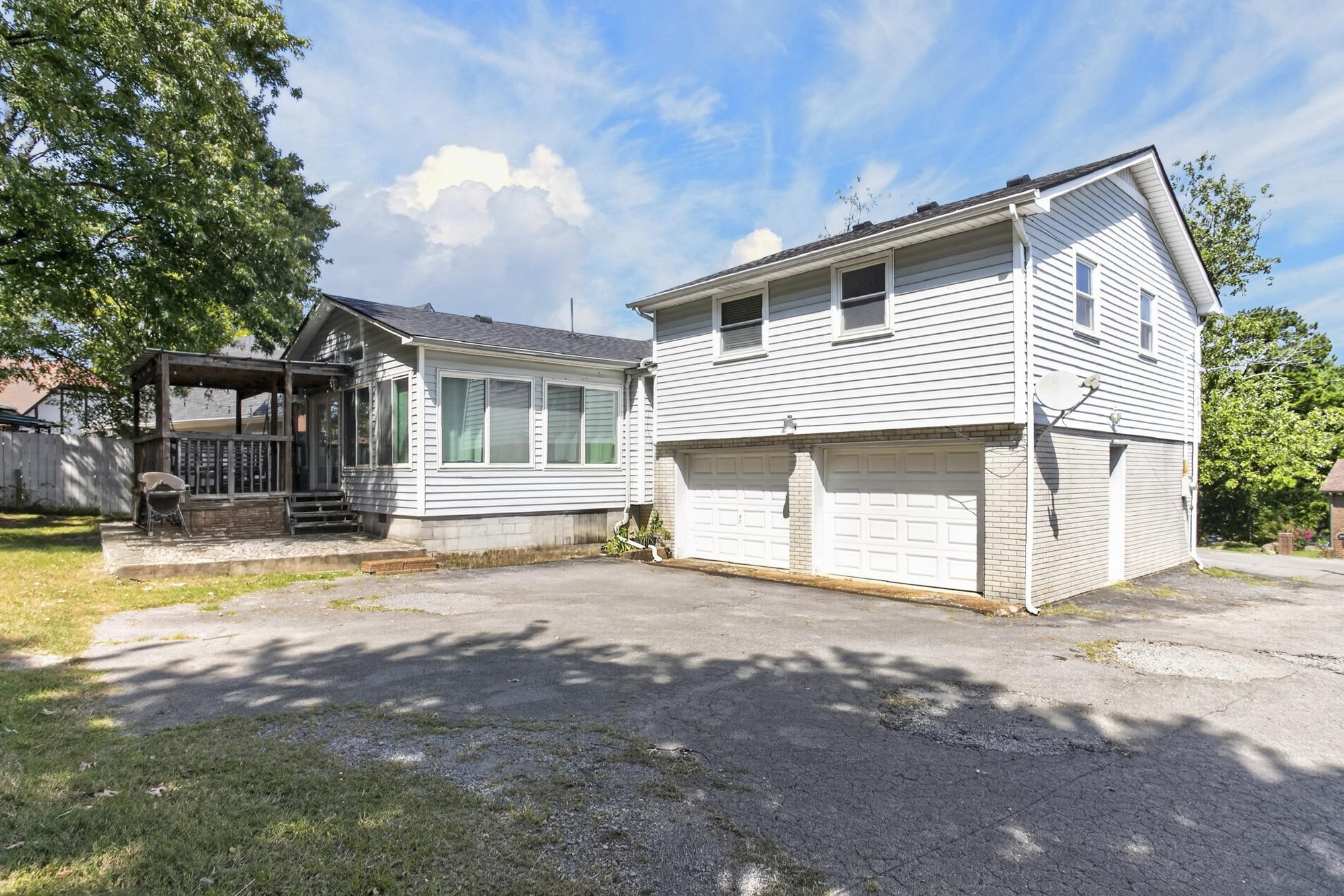 218 Cedarview Dr Property Photo 36