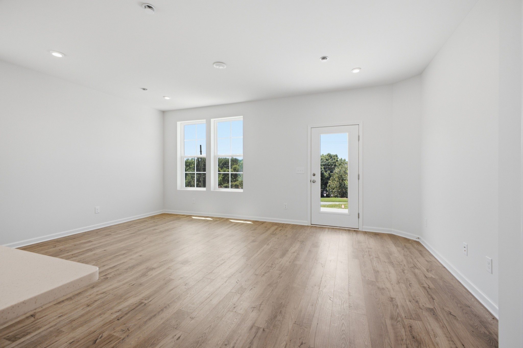5035 Dayflower Drive Property Photo 14
