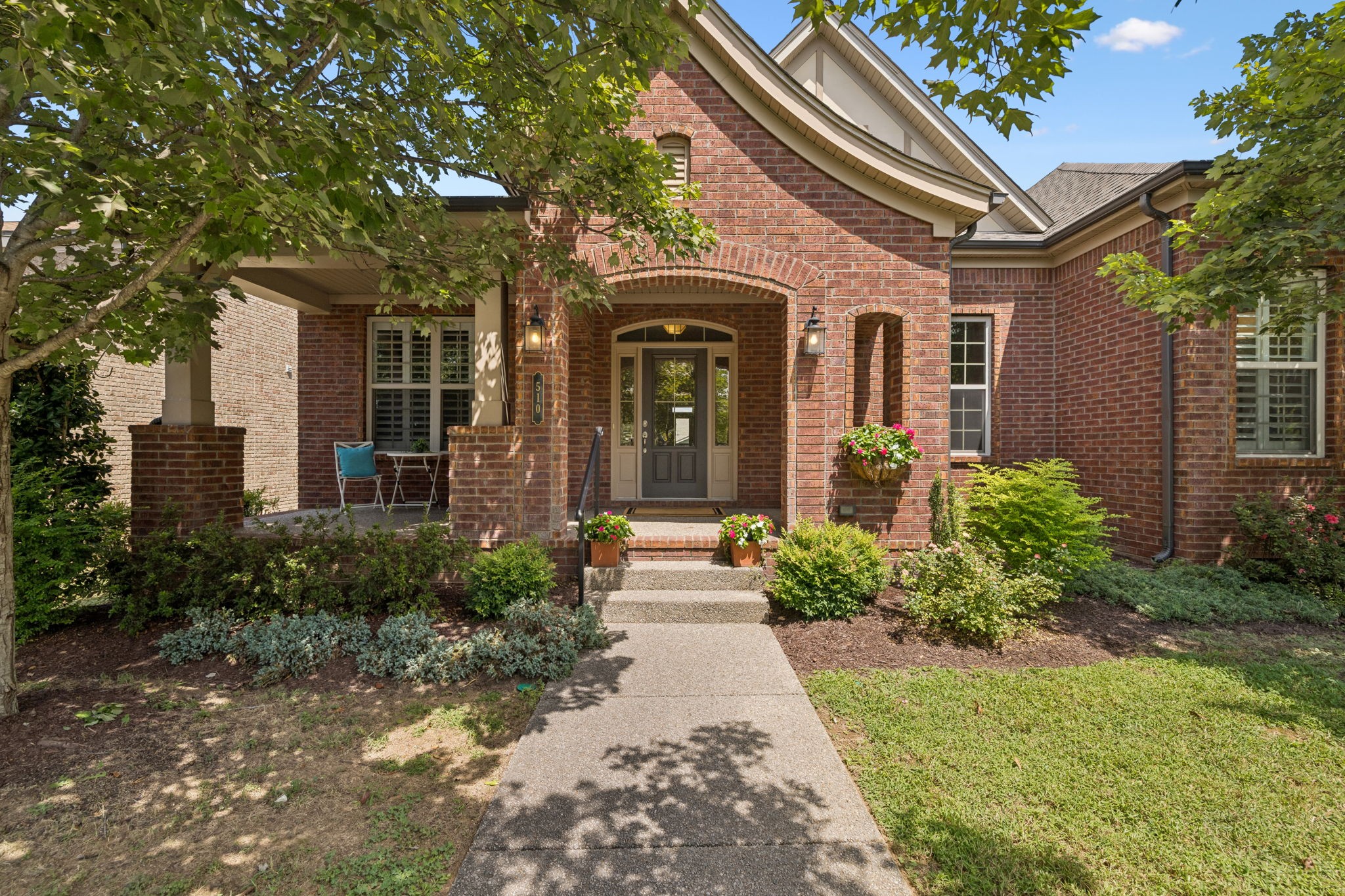 510 Dabney Dr Property Photo 1