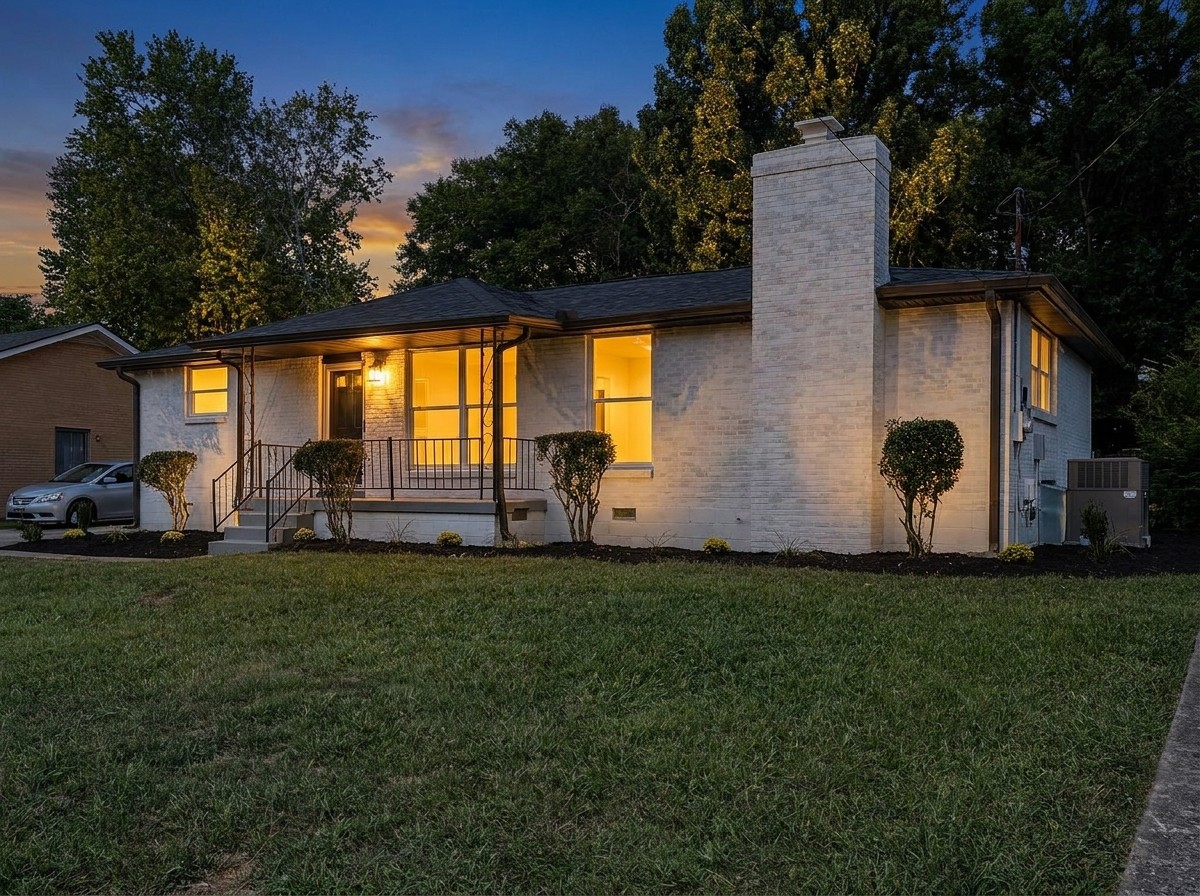 3865 Augusta Dr Property Photo 1