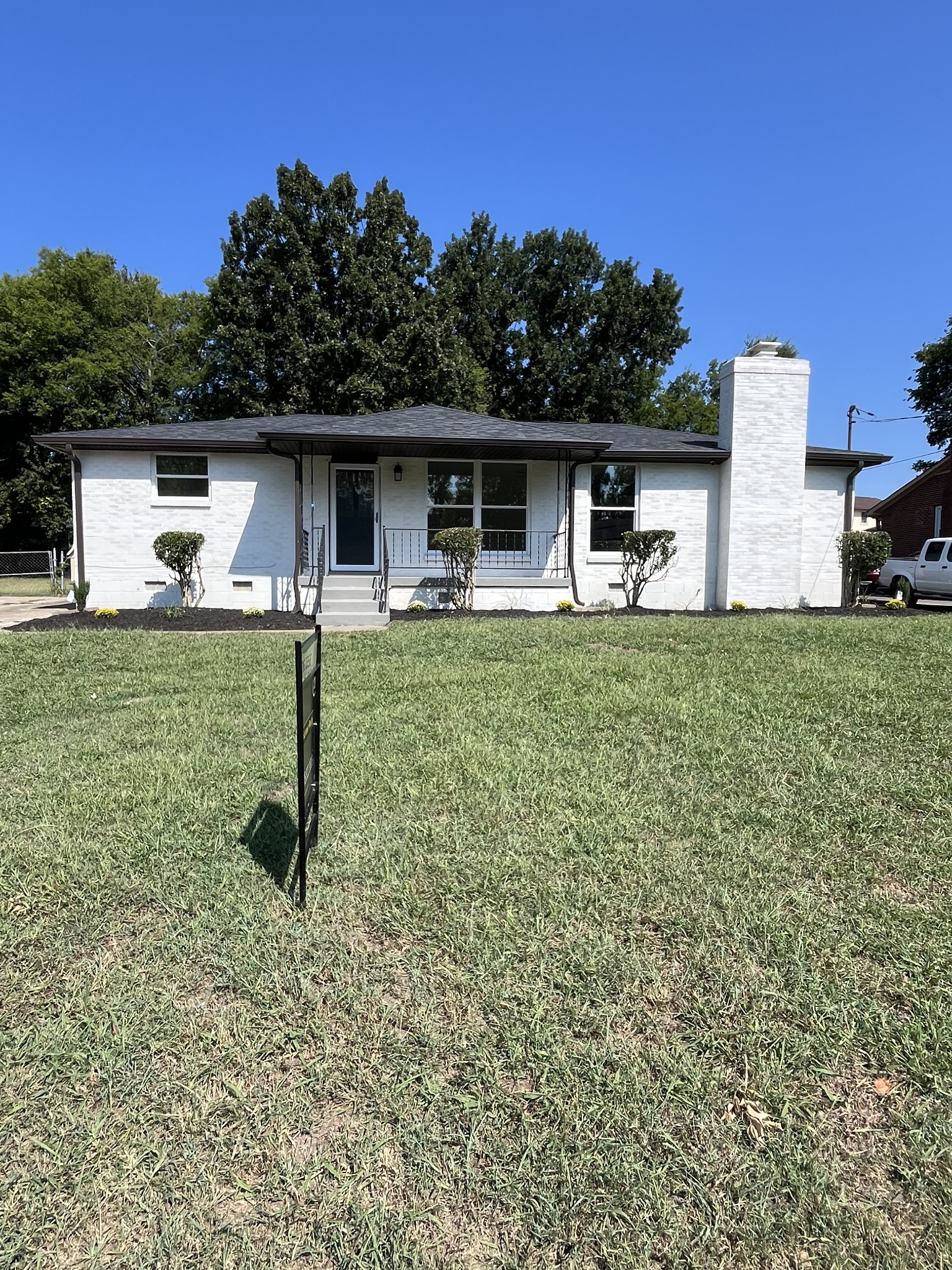 3865 Augusta Dr Property Photo 4