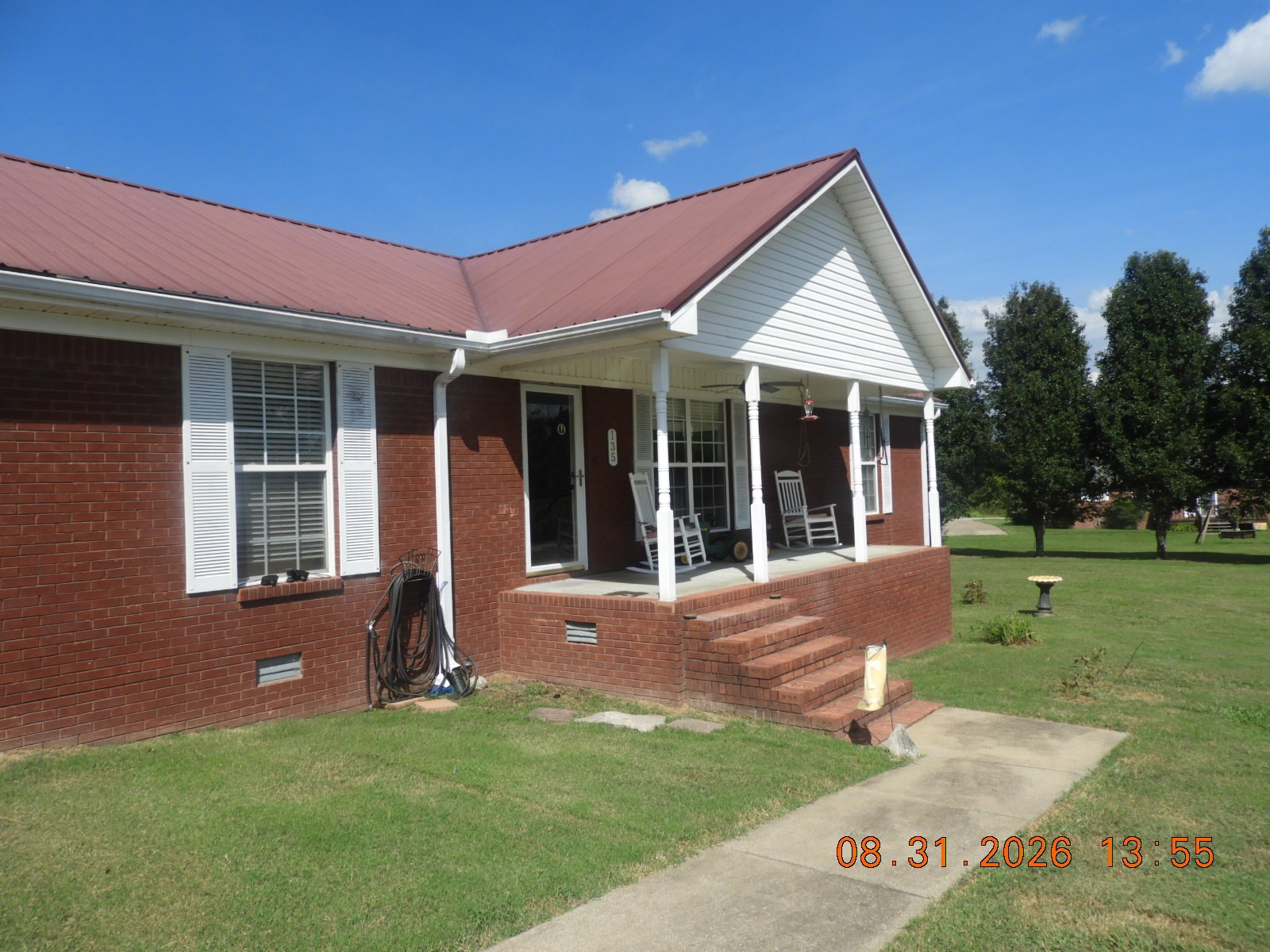 135 Crescentview Cutoff Rd Property Photo 1