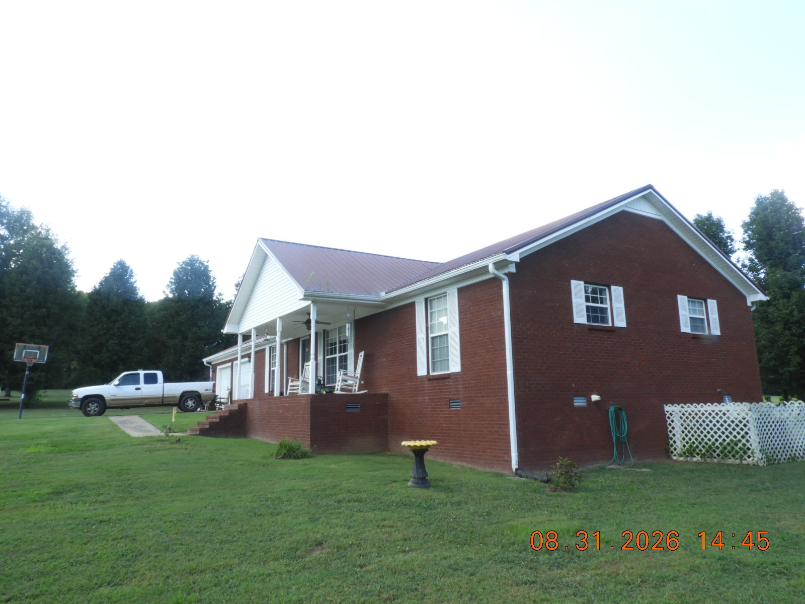 135 Crescentview Cutoff Rd Property Photo 8