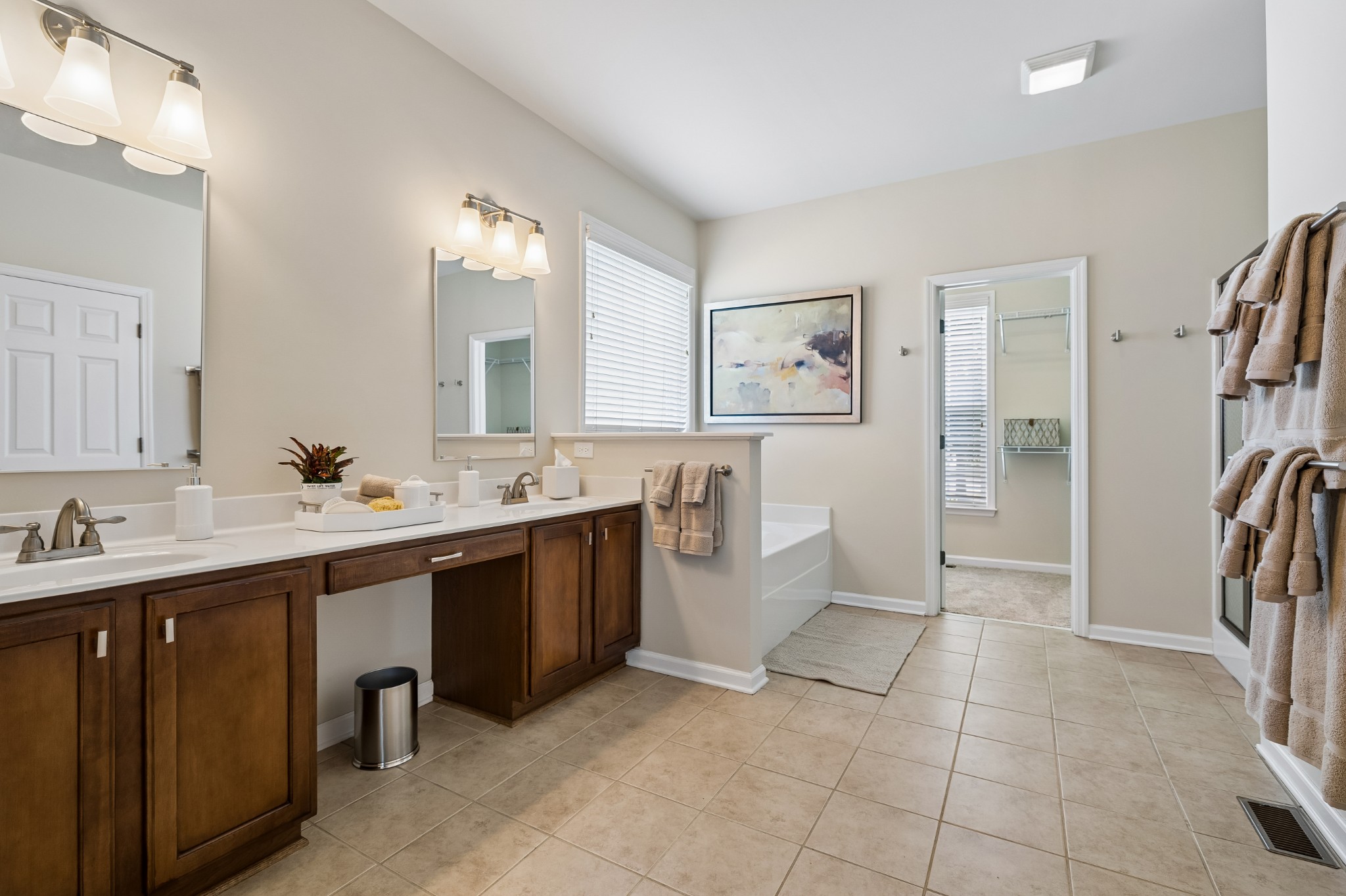 1053 Avery Trace Cir Property Photo 34