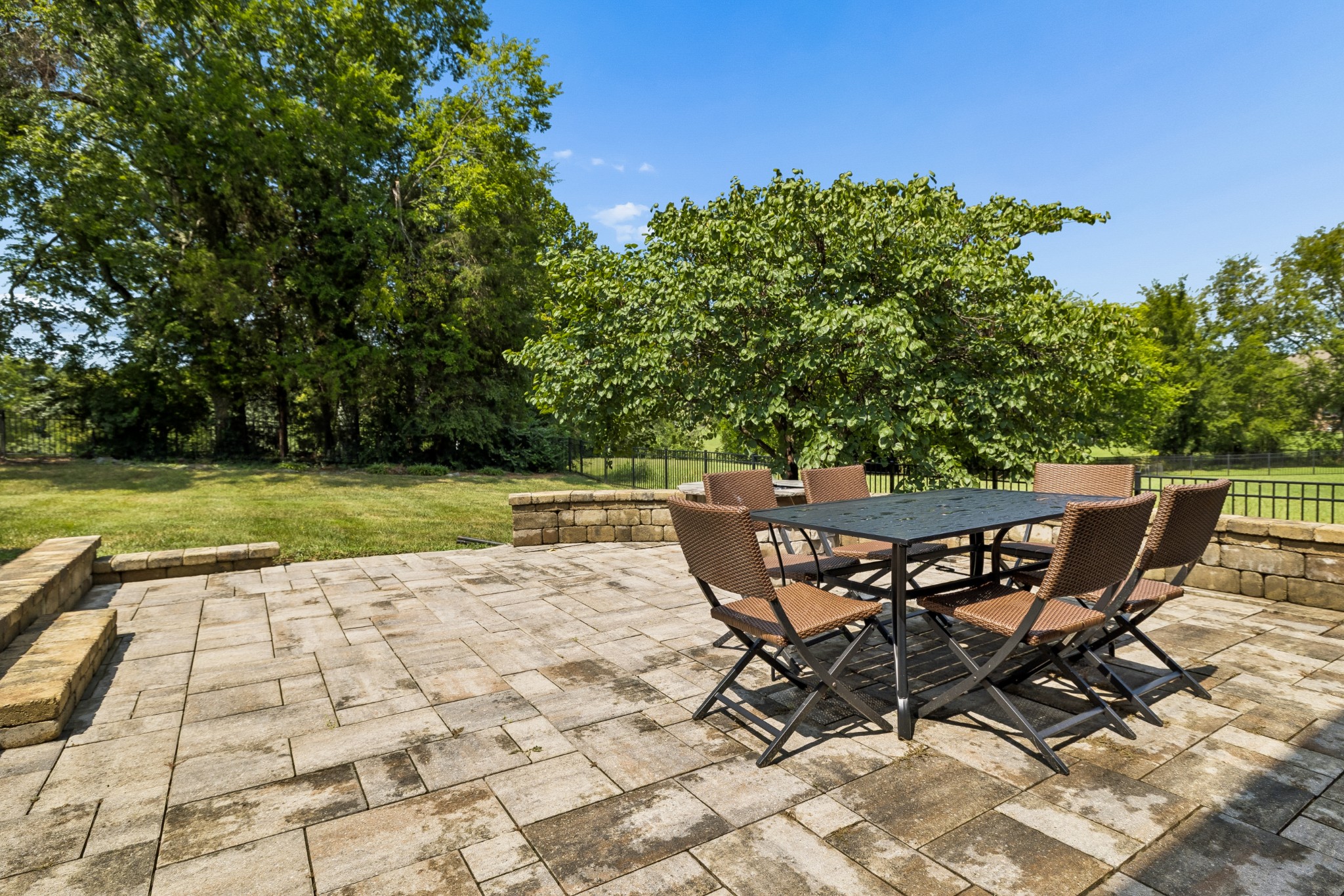 1053 Avery Trace Cir Property Photo 60