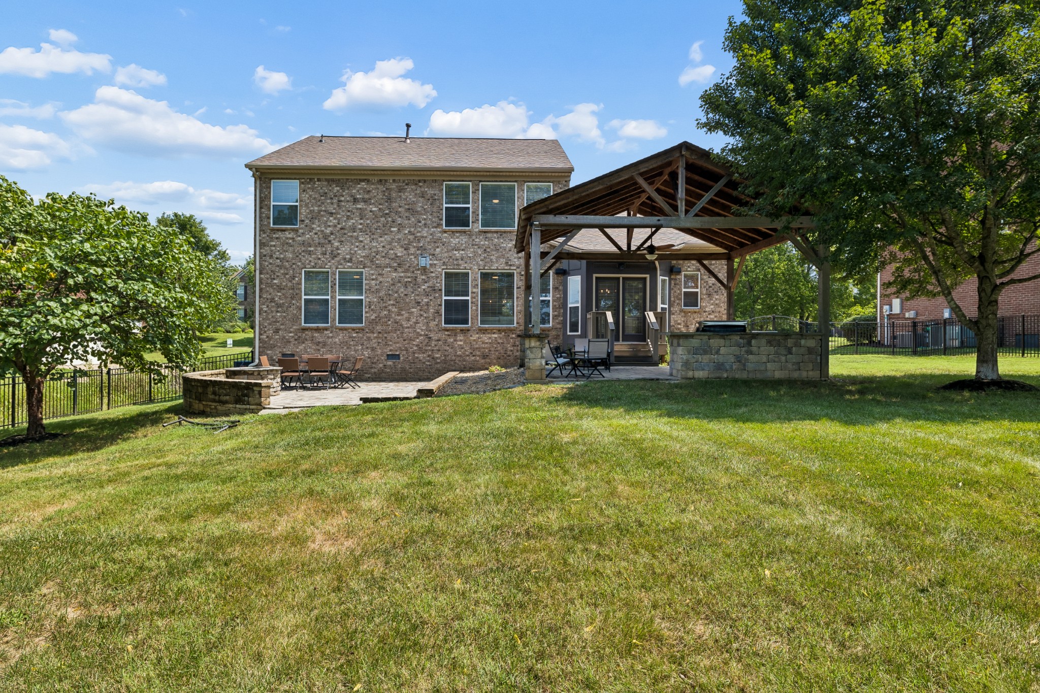 1053 Avery Trace Cir Property Photo 69