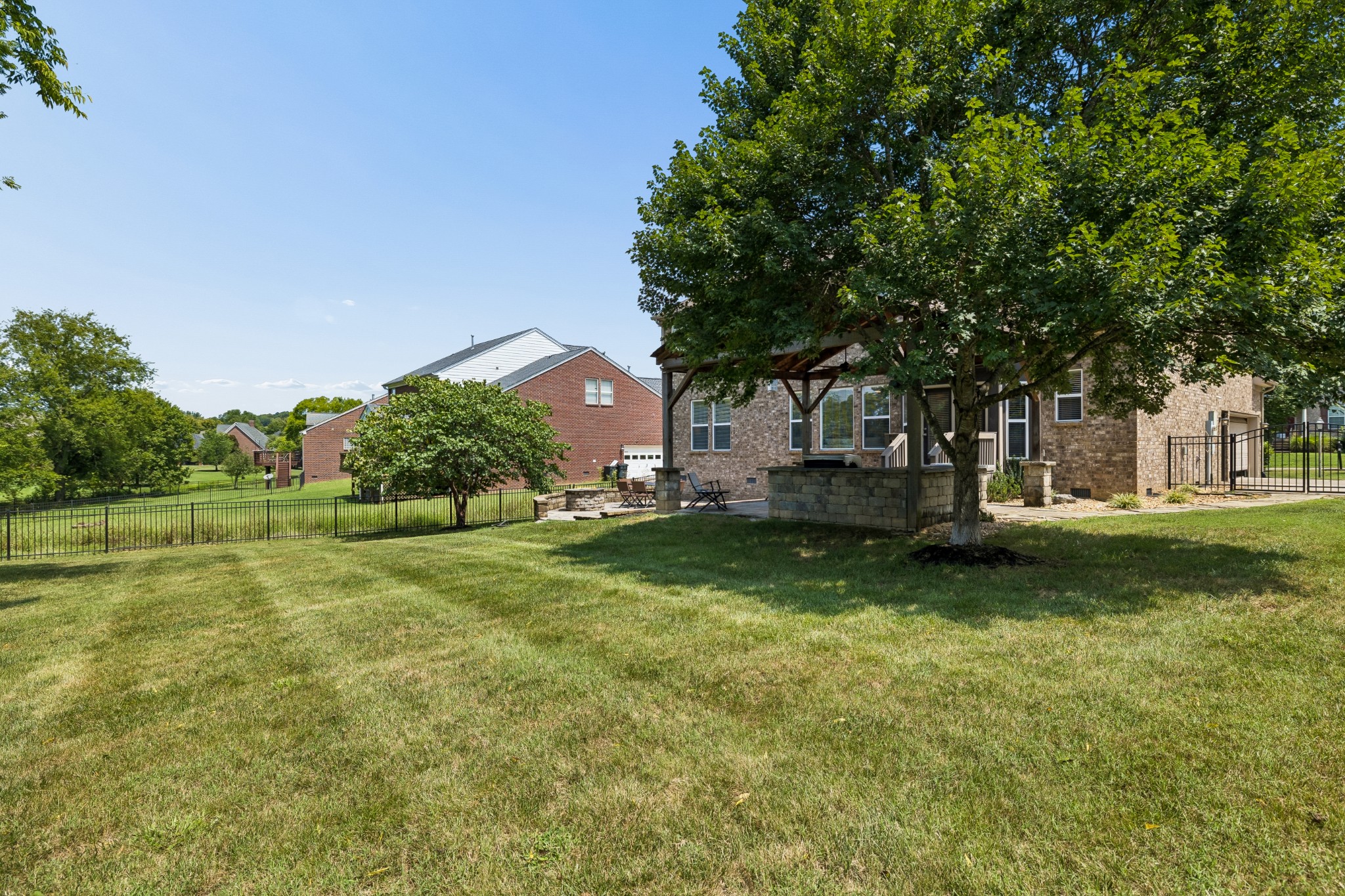 1053 Avery Trace Cir Property Photo 71