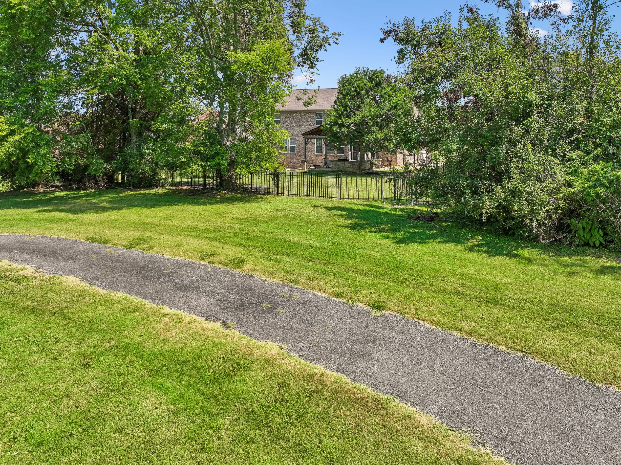 1053 Avery Trace Cir Property Photo 76