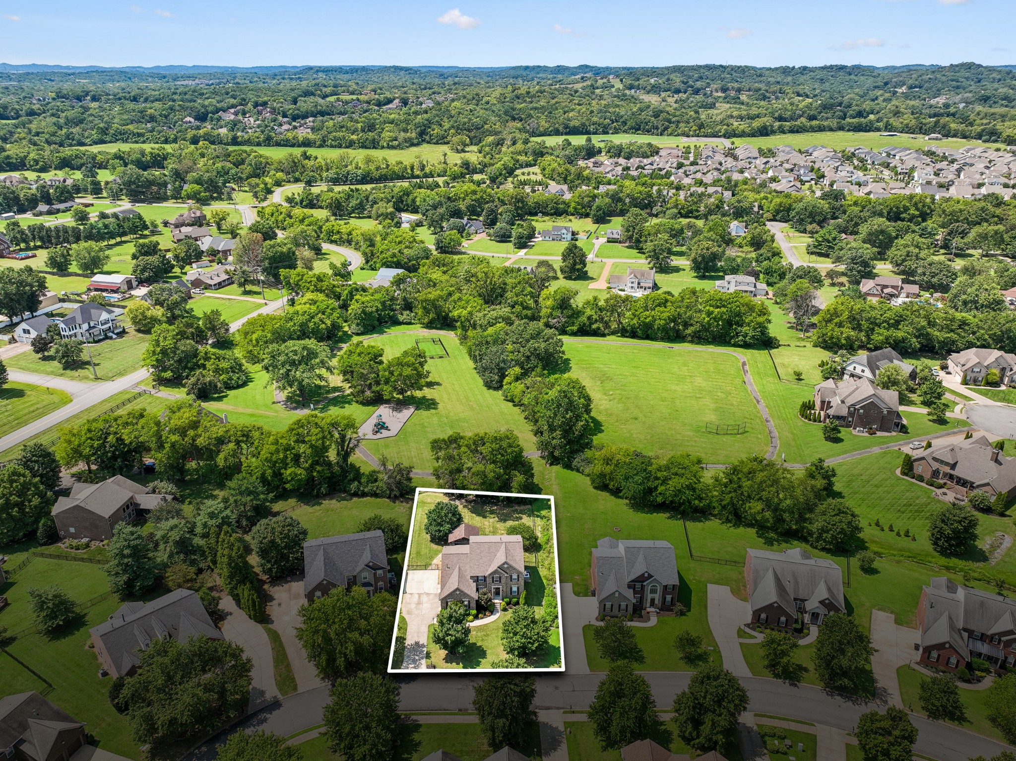 1053 Avery Trace Cir Property Photo 83