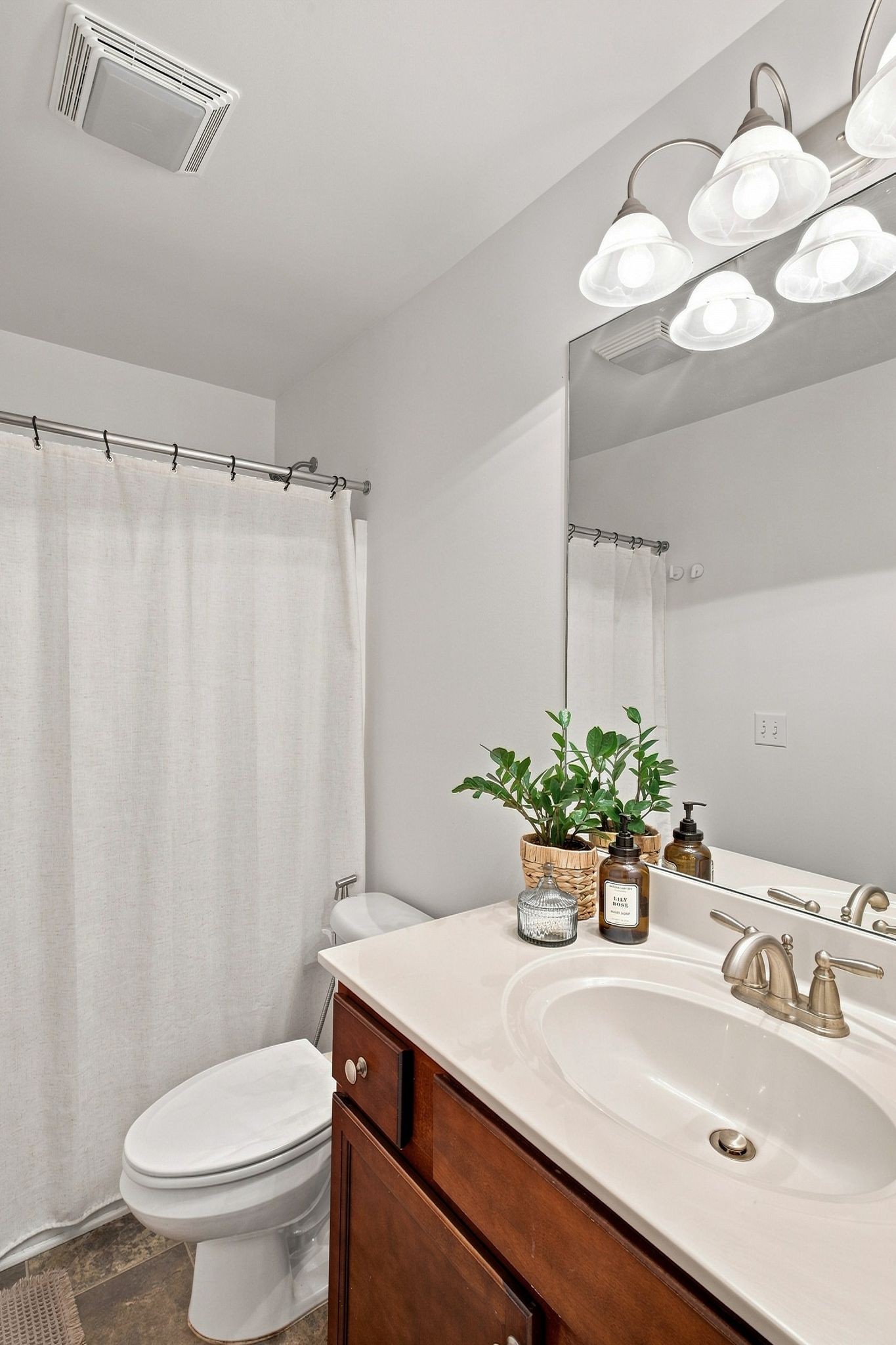 429 Waterbrook Dr Property Photo 25