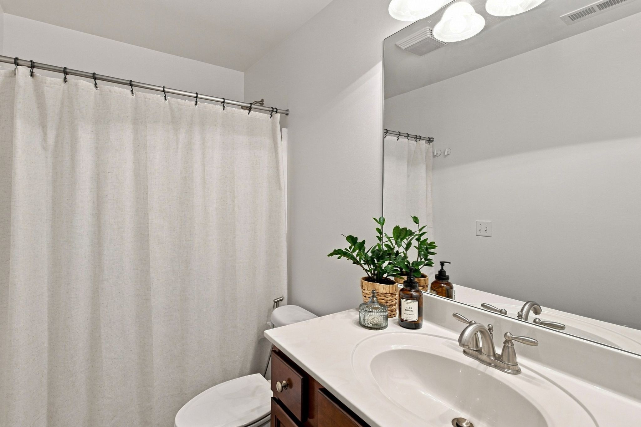 429 Waterbrook Dr Property Photo 26