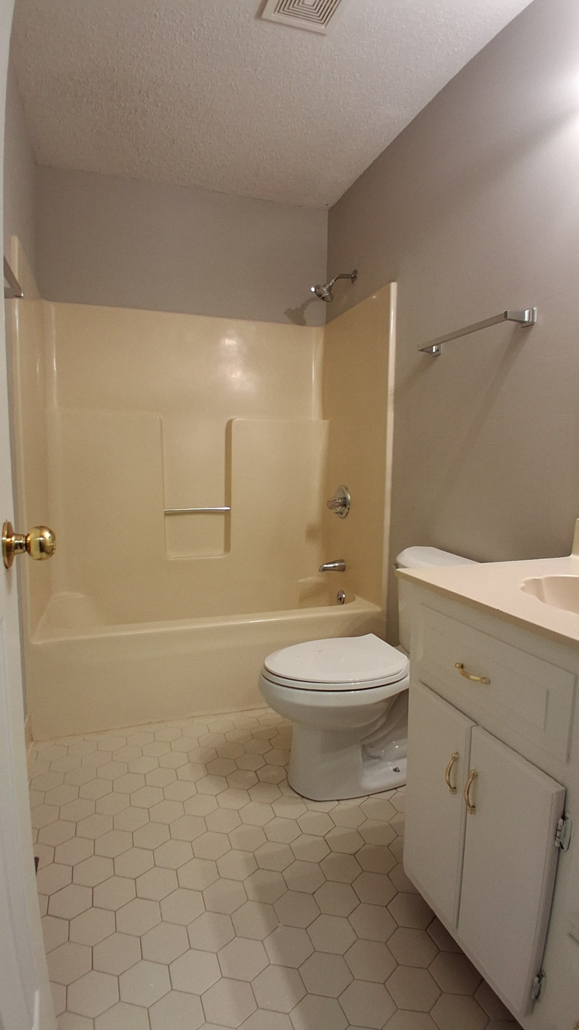 219 Hunter Dr Property Photo 9