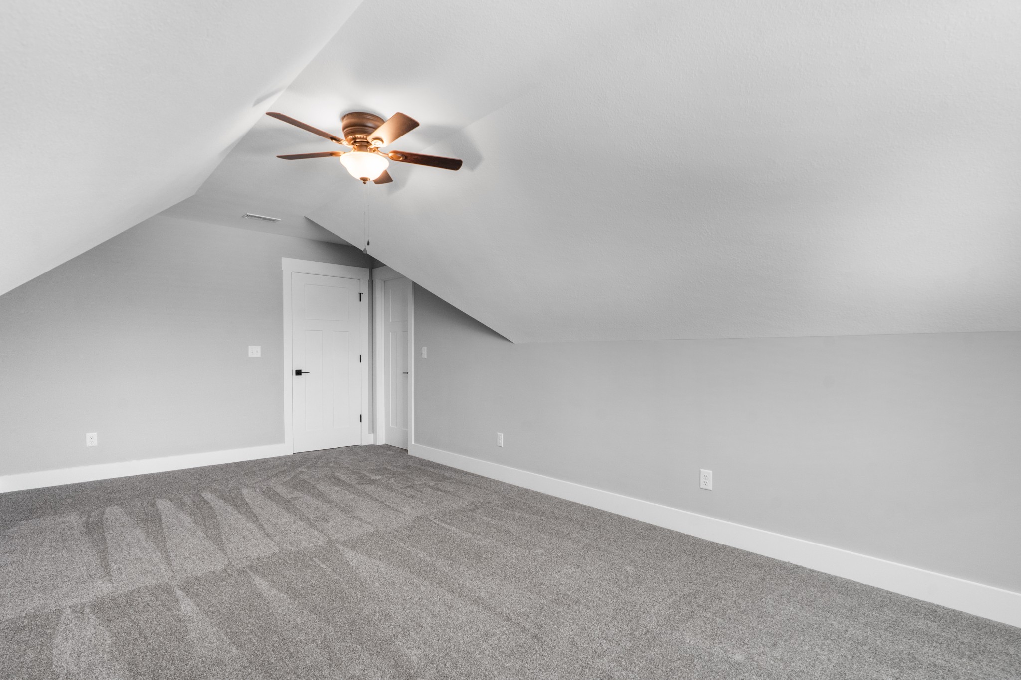 5125 Ella Ln, Ne Property Photo 25